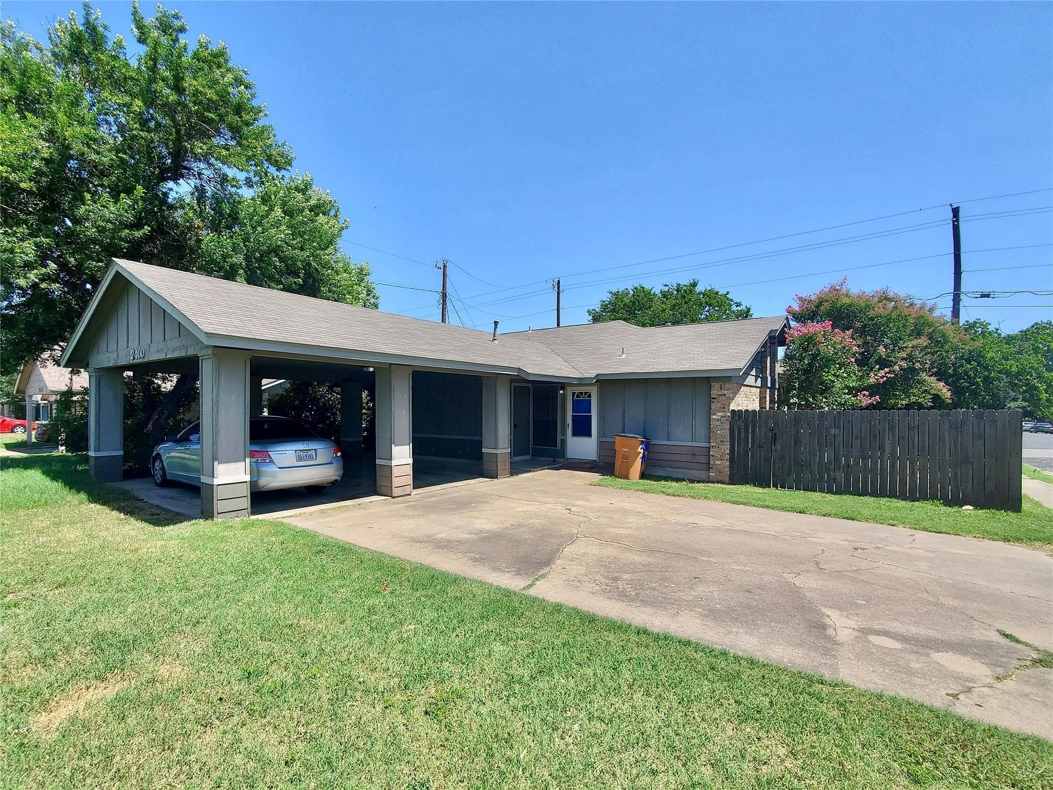 2400 Berkett Dr #A