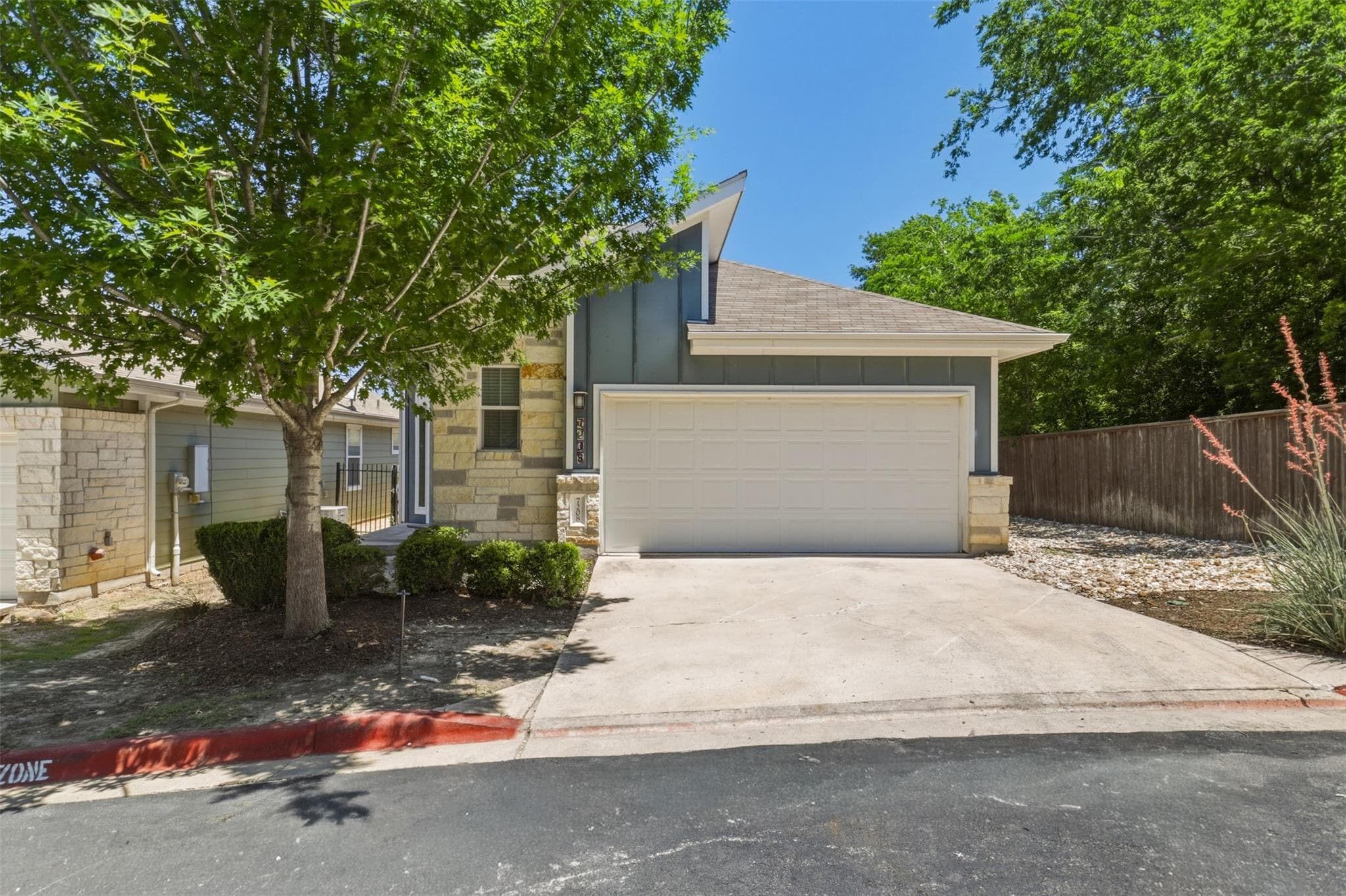 7208 Lysander Ct