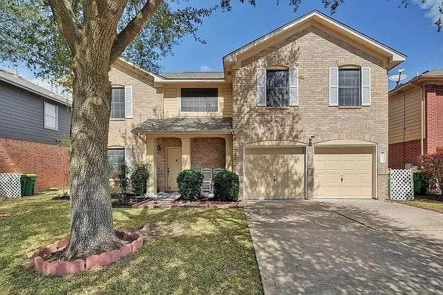 2428 Madeline Loop