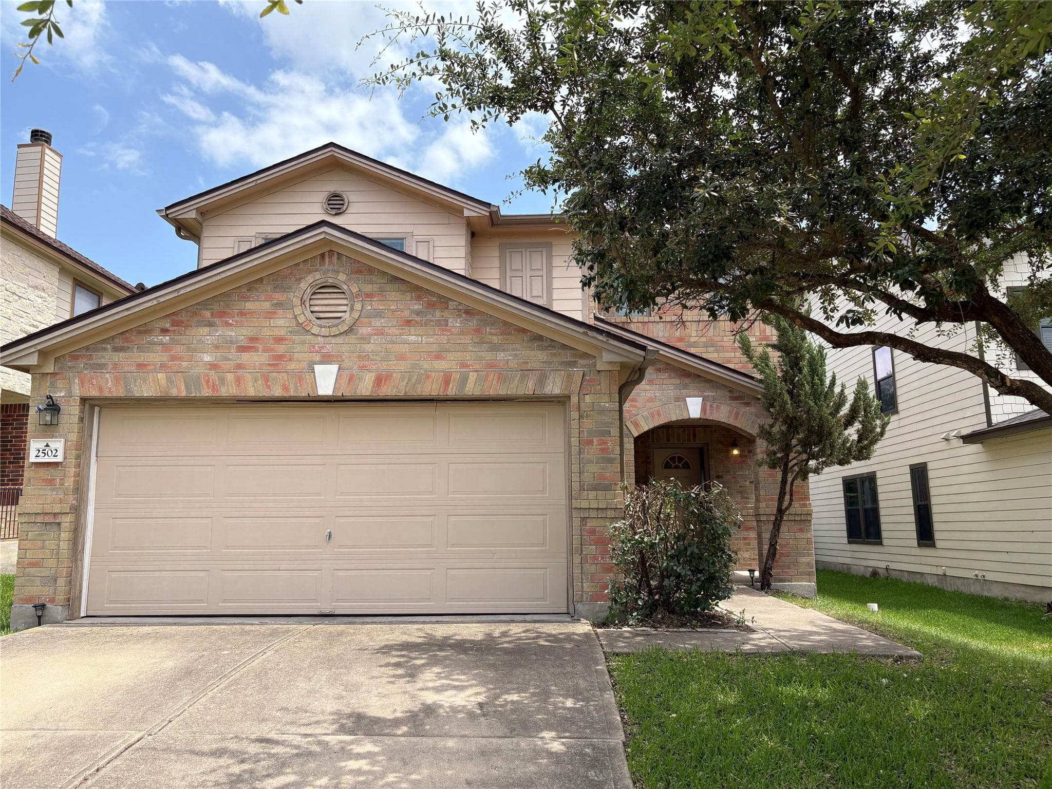 2502 Perkins Pl