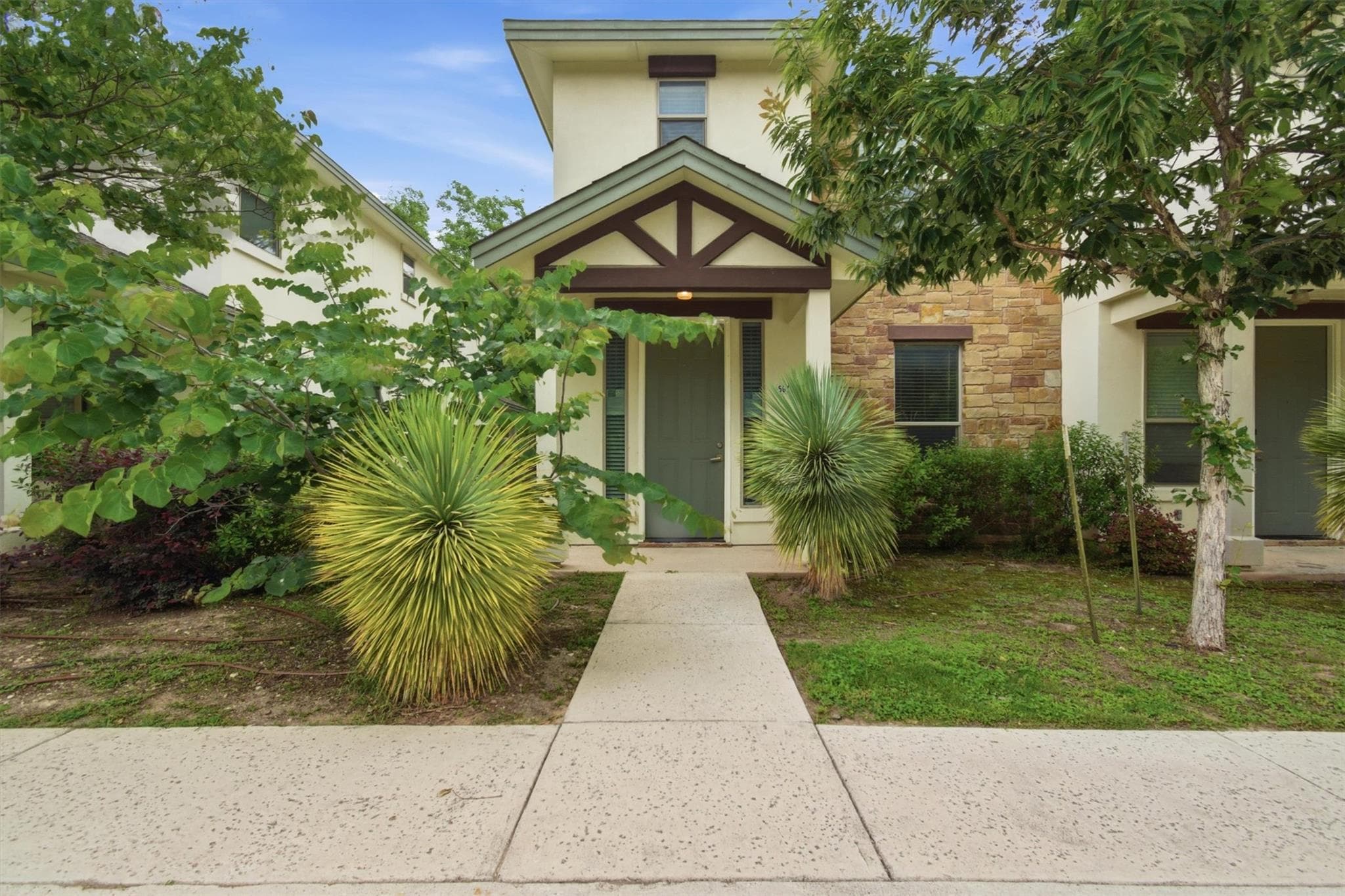 179 S Holly St #501