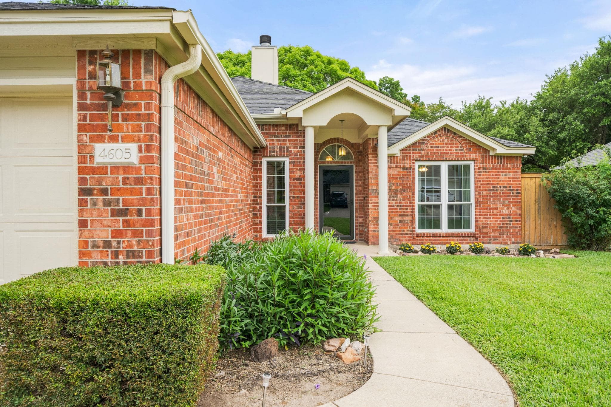 4605 Danbury Dr