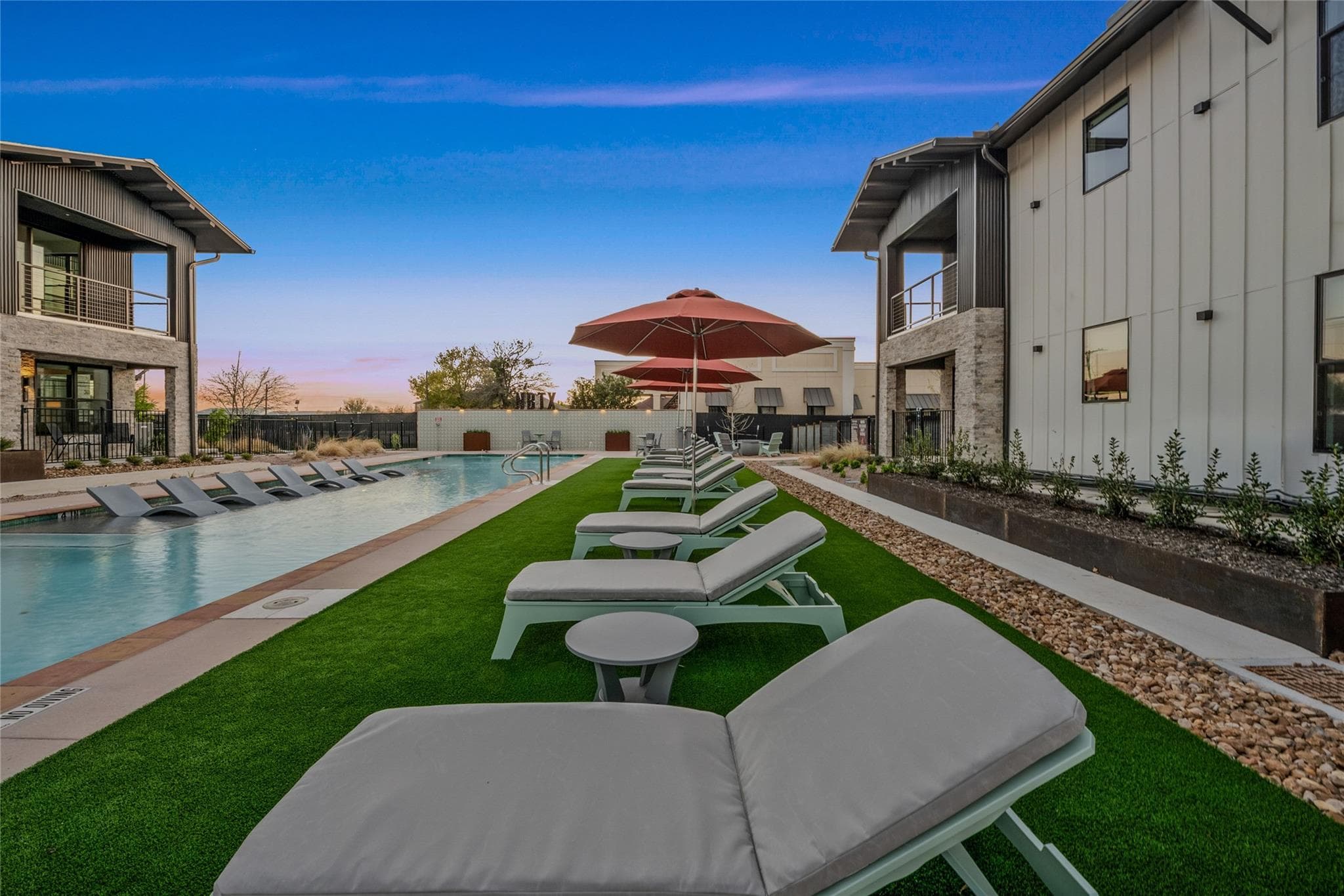 634 Central Pkwy #1201