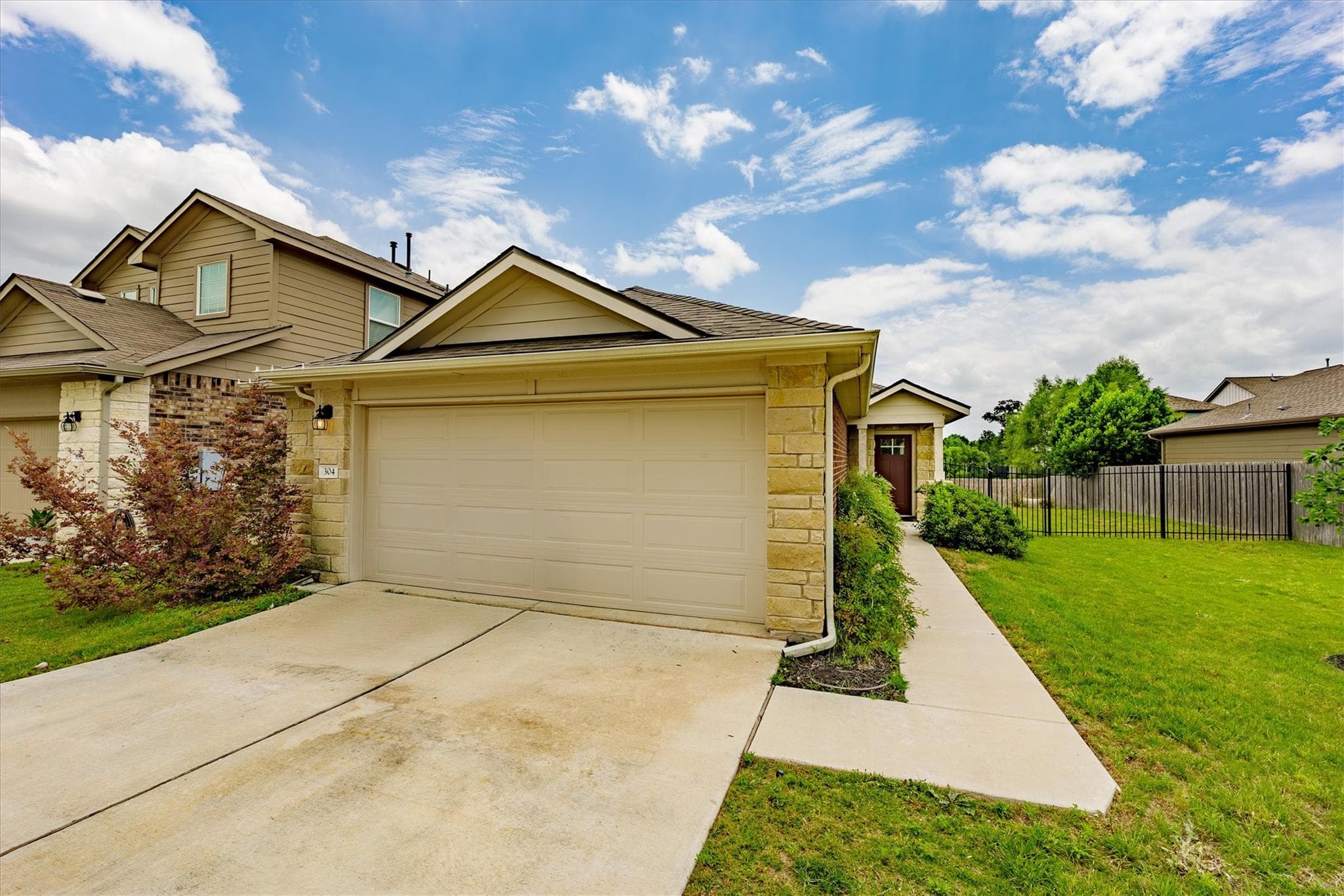 304 Sandhill Piper St