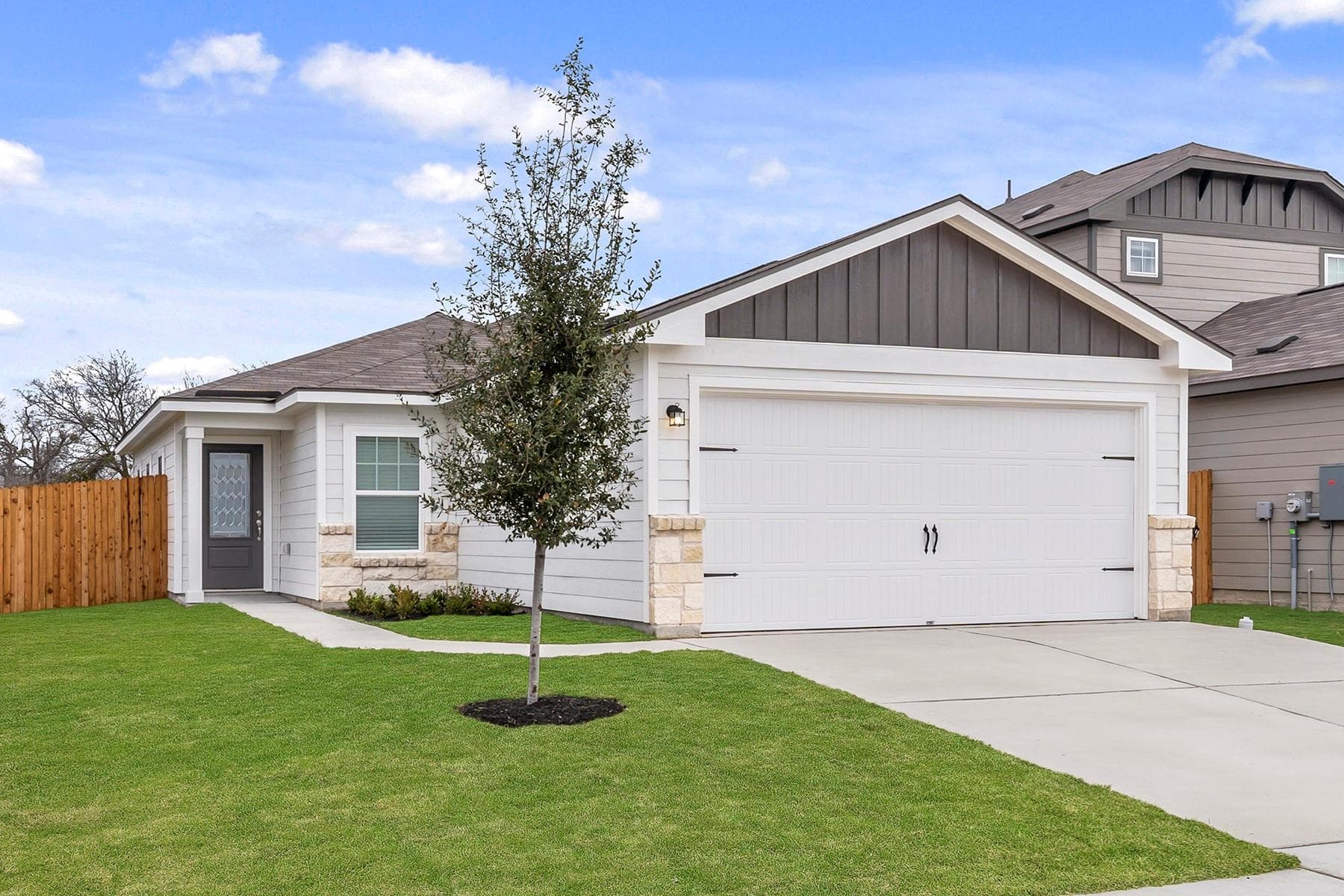 14508 Wahlbergs Way