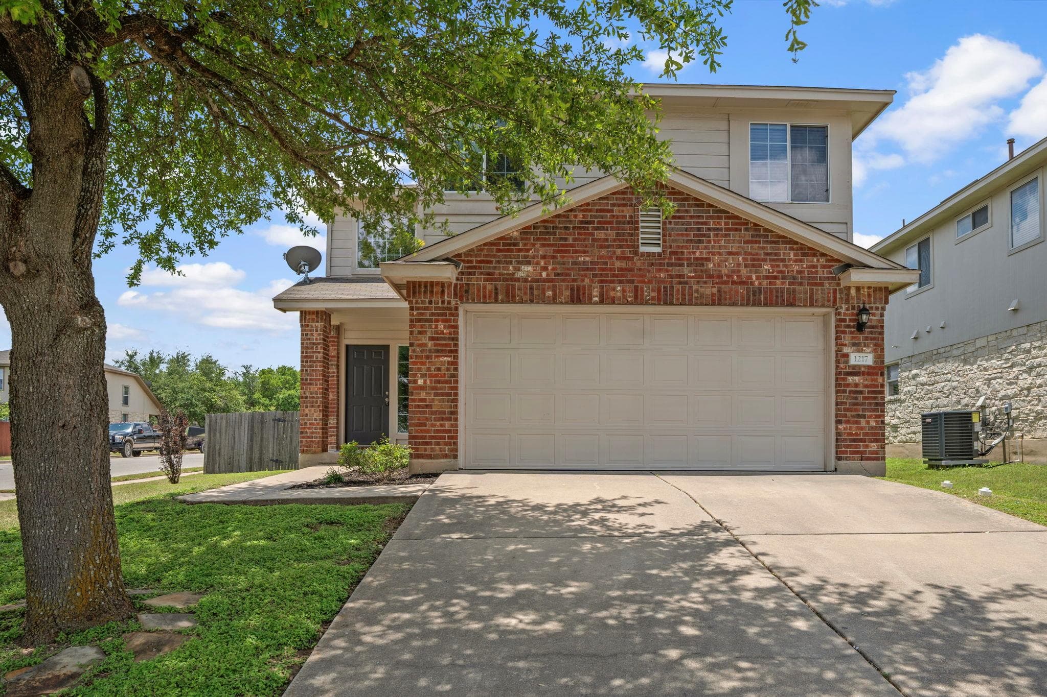 1217 Coronation Way