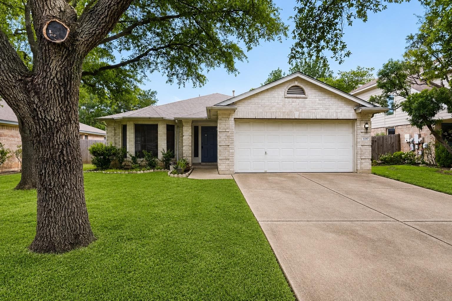 4447 Bremner Dr