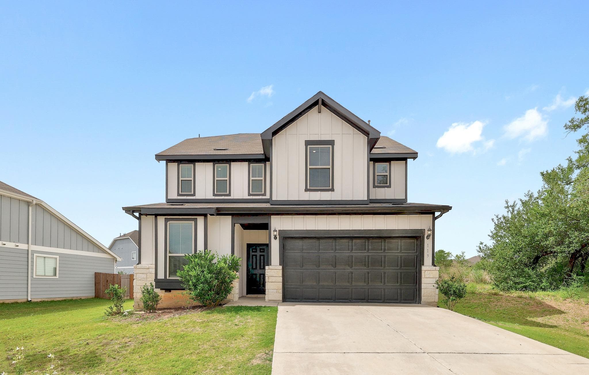 113 King Thistle Ct