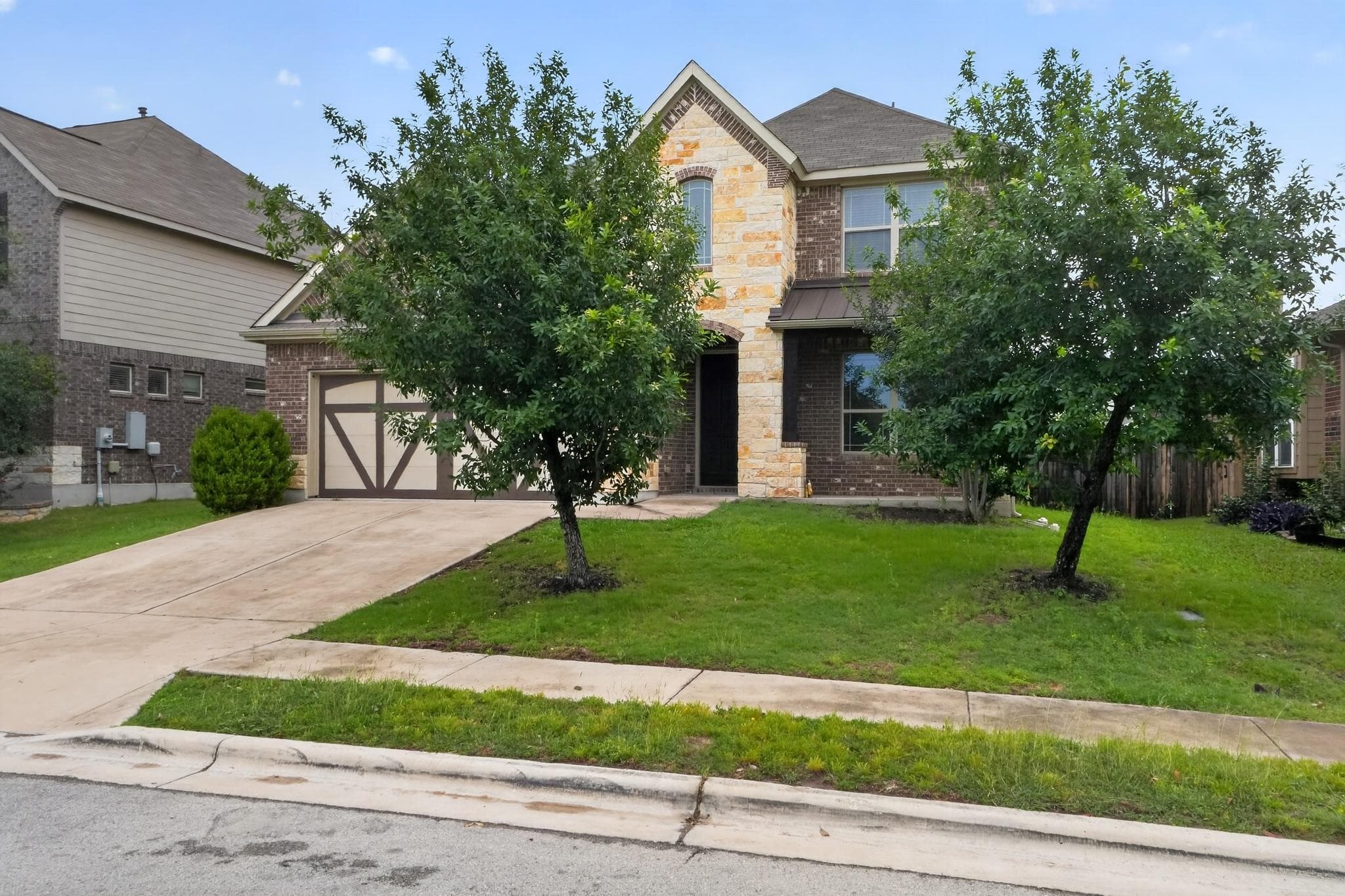 348 Vista Gardens Dr