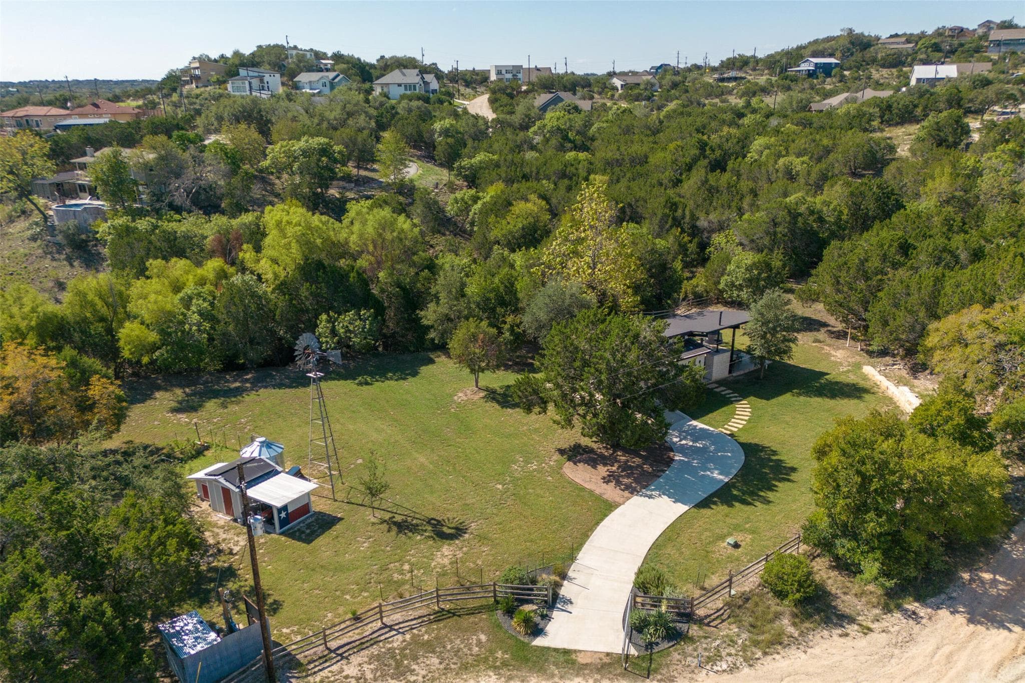 10501 Lake Park Dr