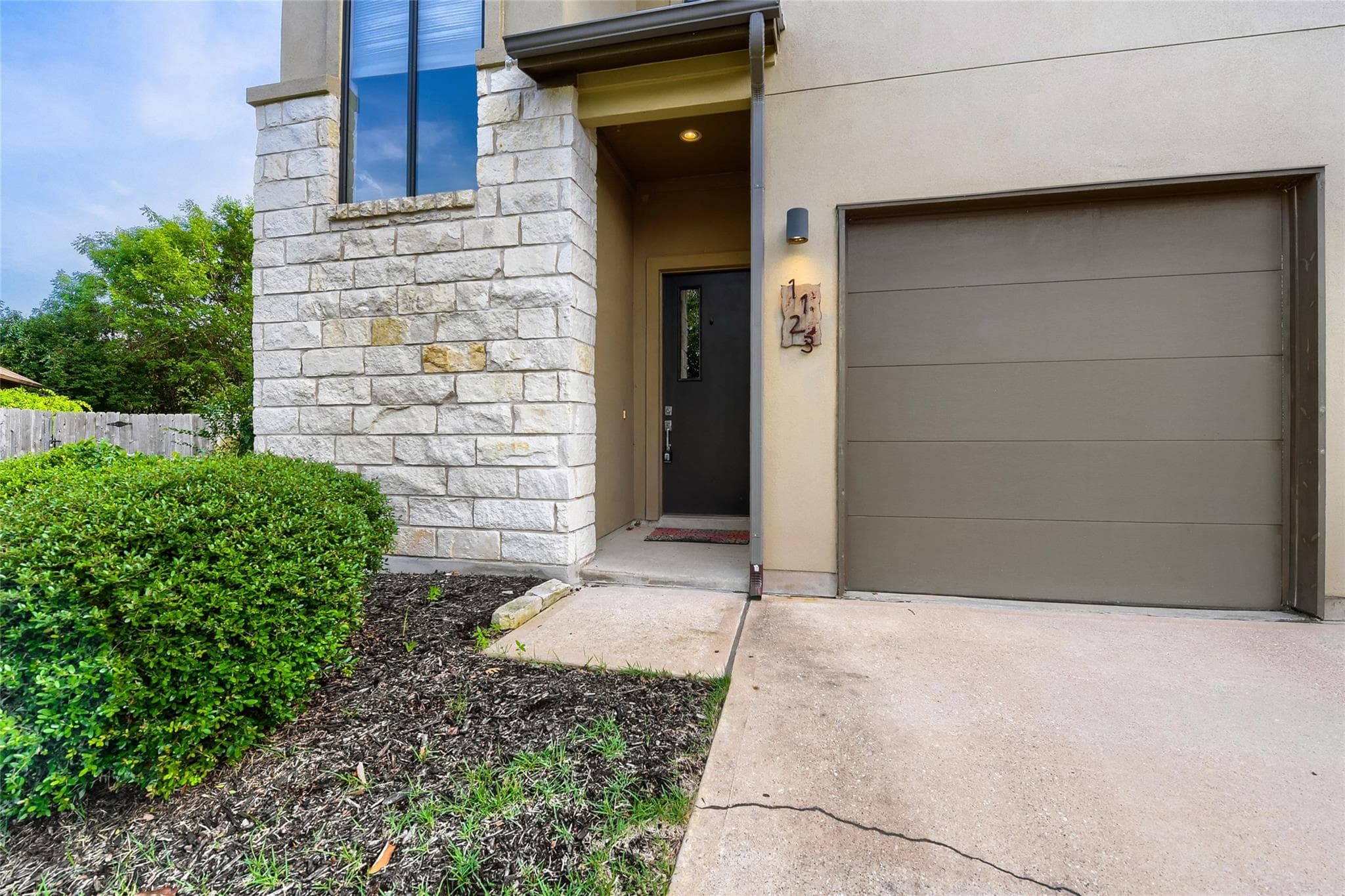 1123 Blair Way