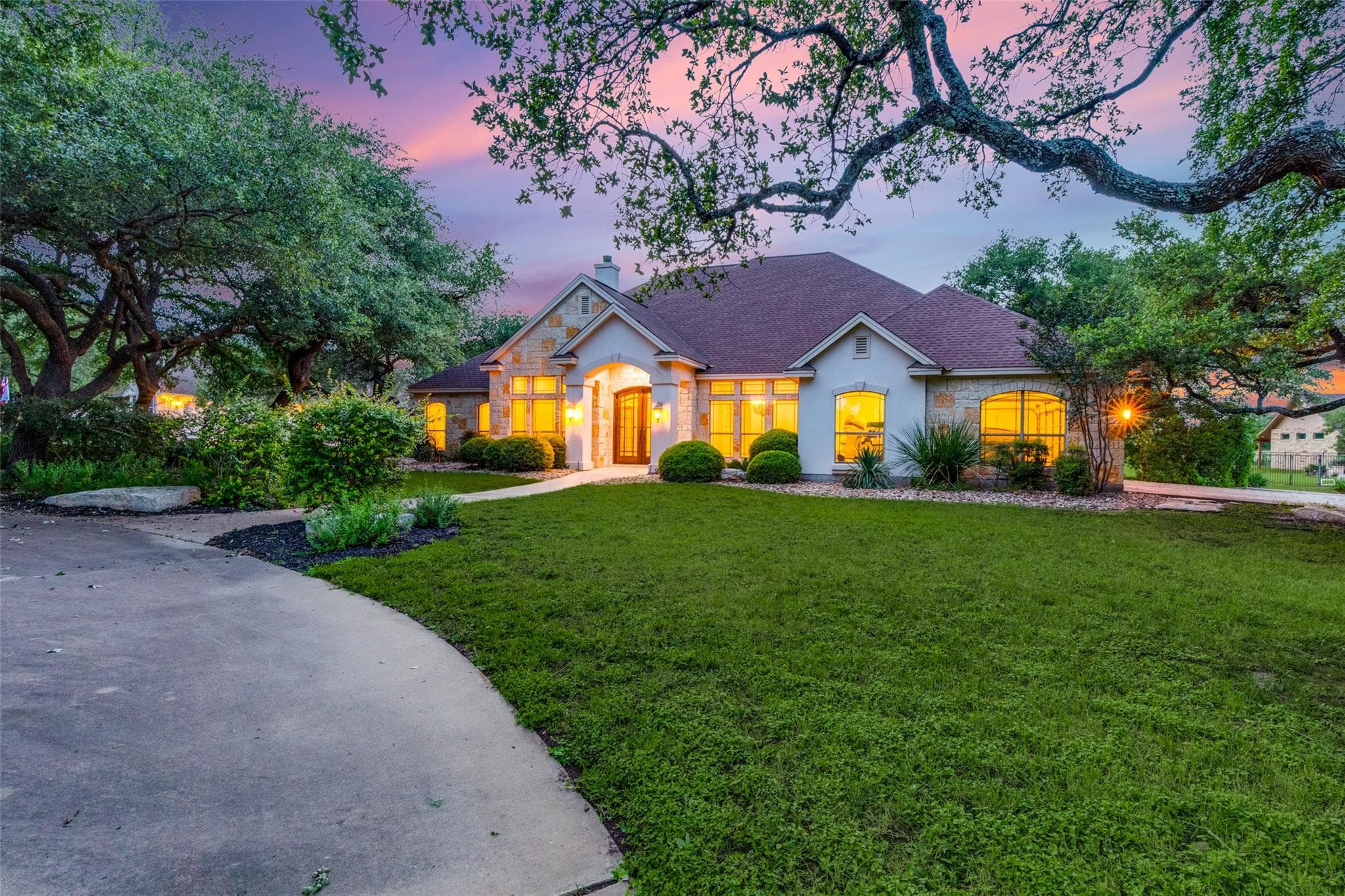 101 Copper Leaf Ct