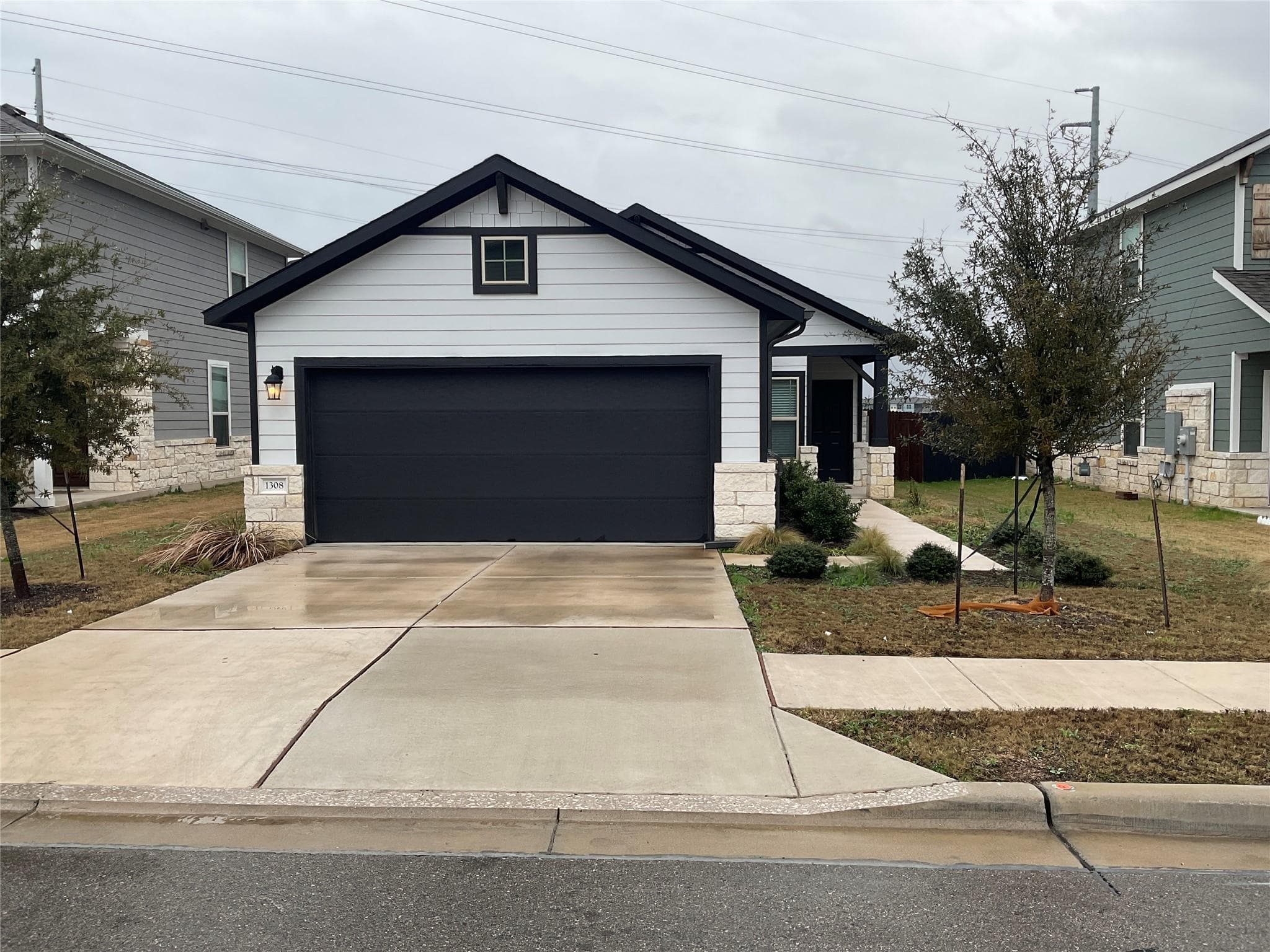 1308 Hazleton Cv