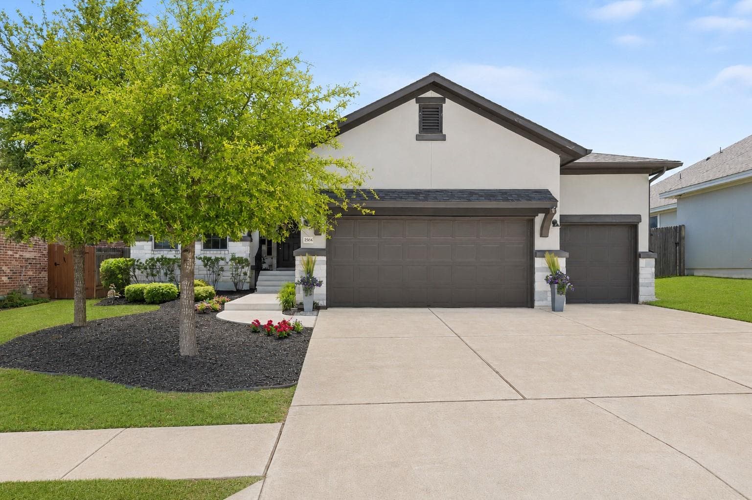 186 Adina Dr