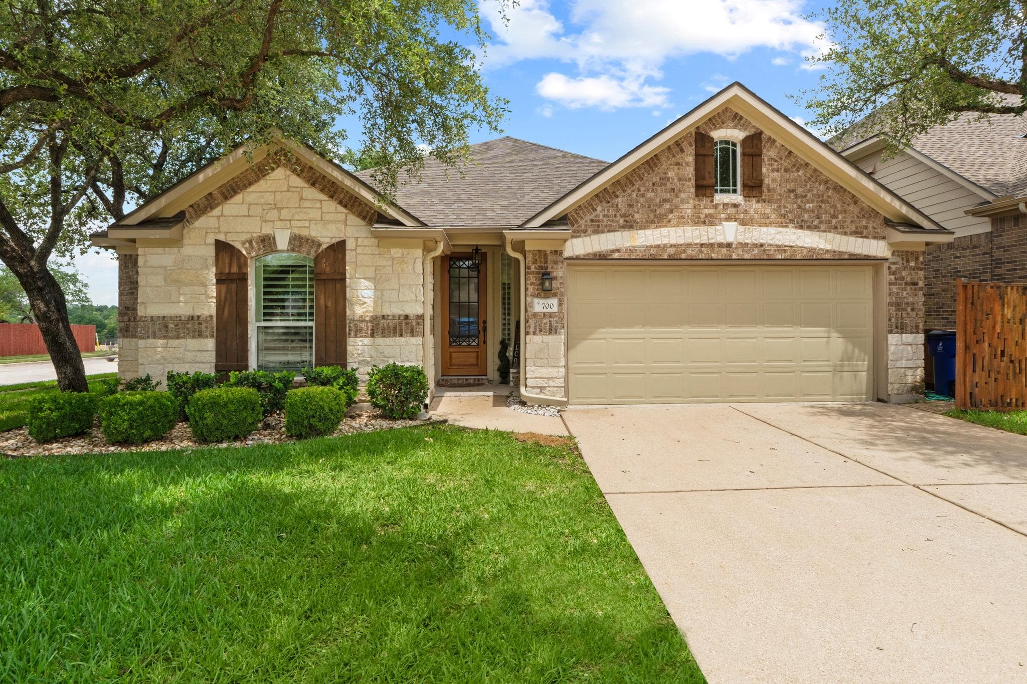 700 Walsh Hill Trl