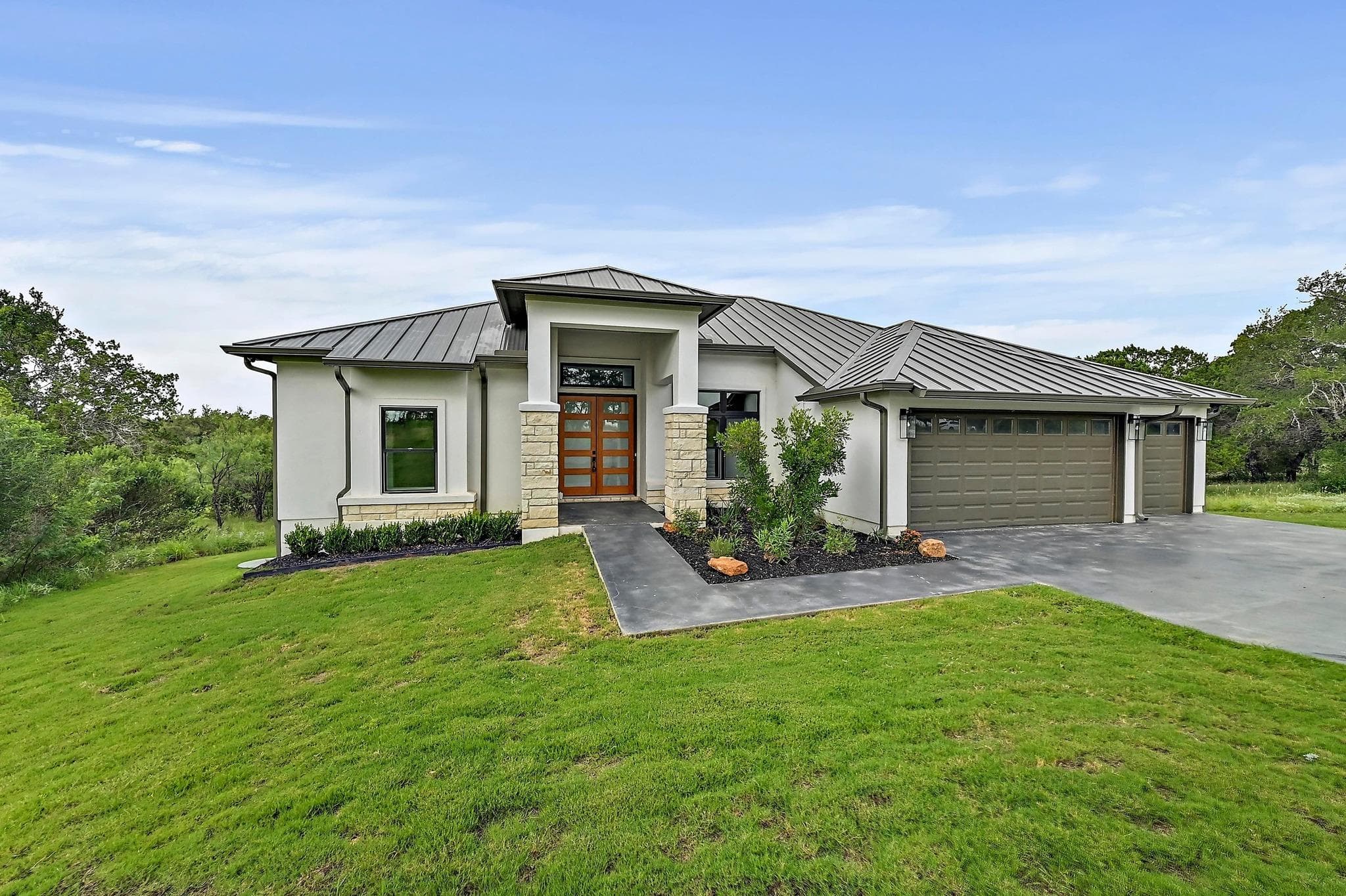 1404 FAULT LINE Dr