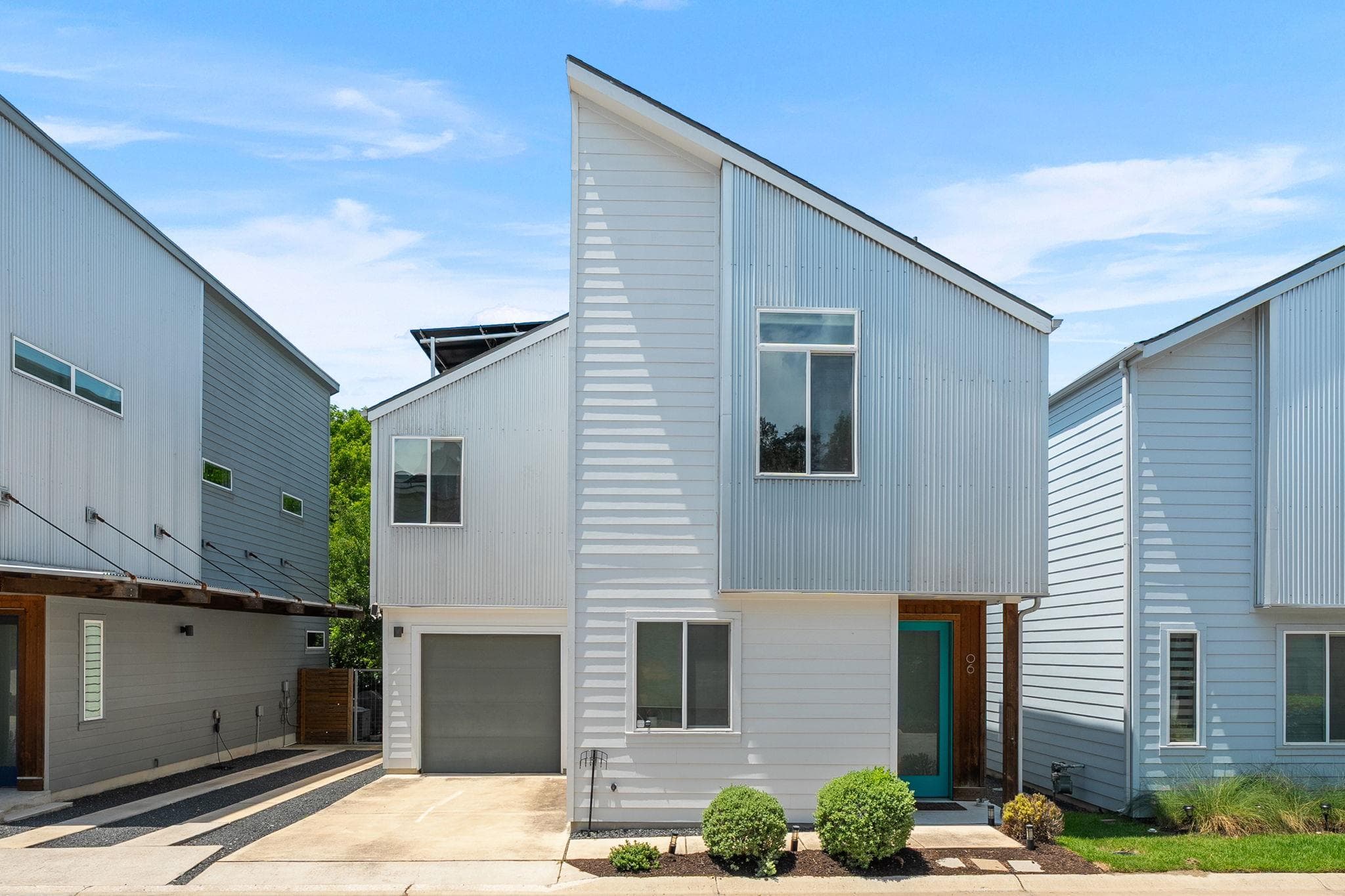 705 N Bluff Dr #6