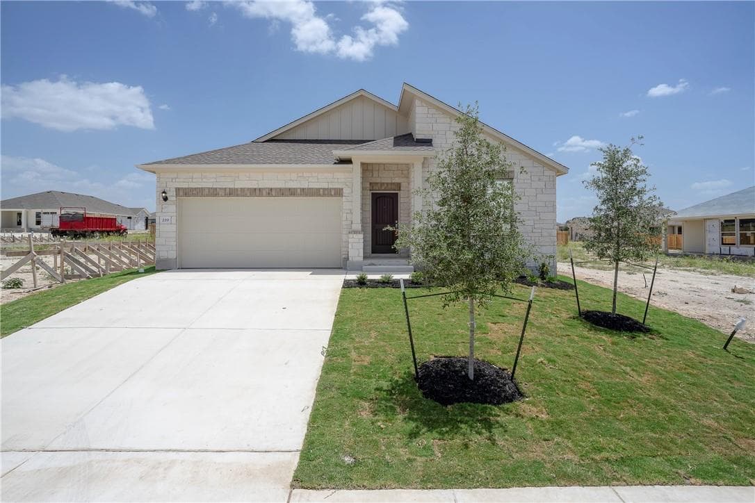 220 Tanda Ln