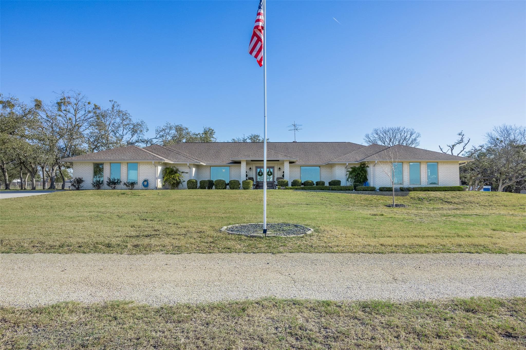 197 Live Oak Cemetery Rd