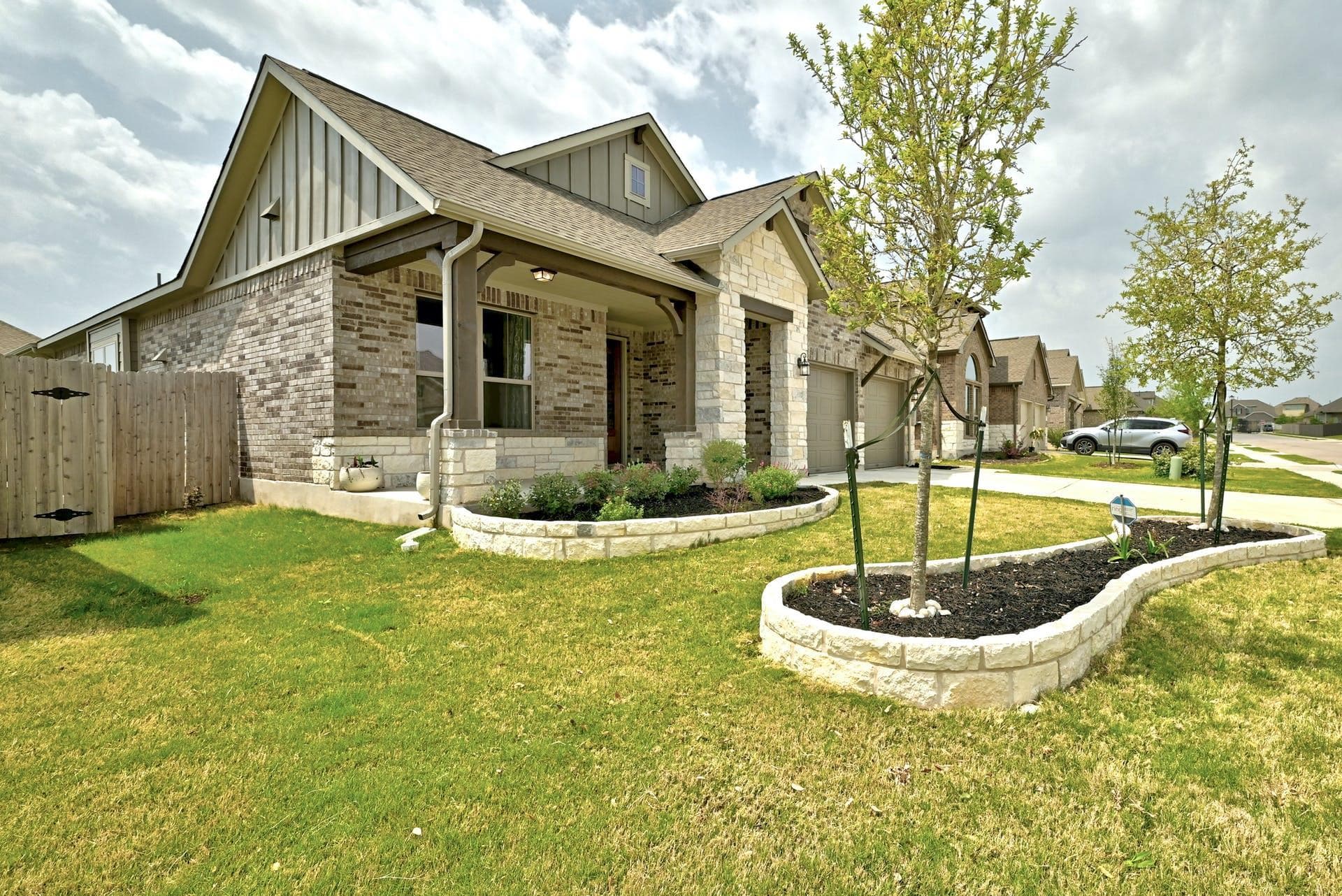 3717 Fieldfare Dr