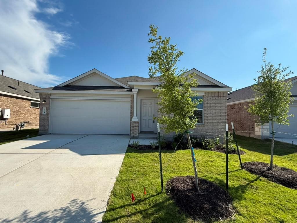 104 Donnington Dr