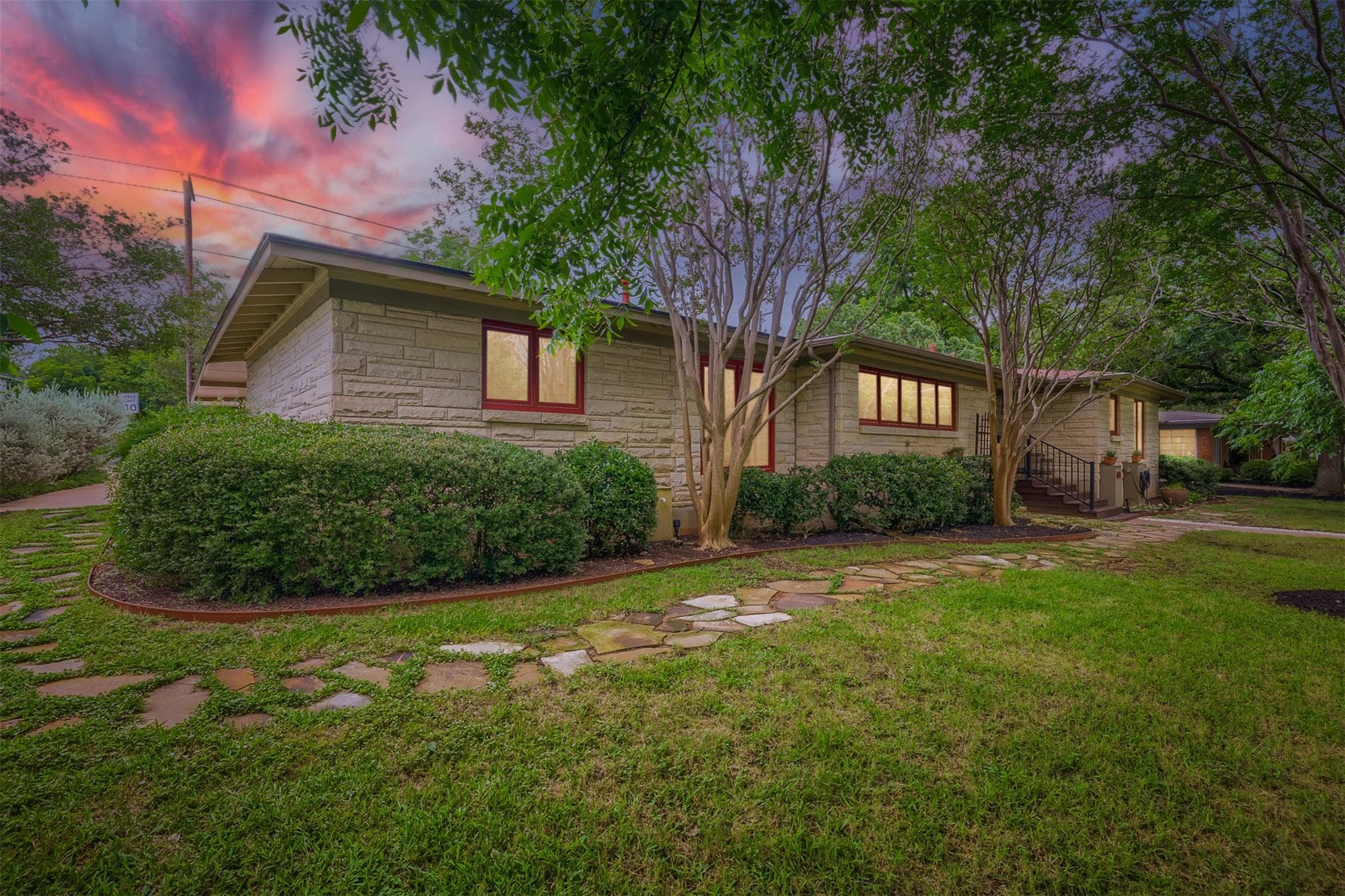 6011 Shoal Creek Blvd