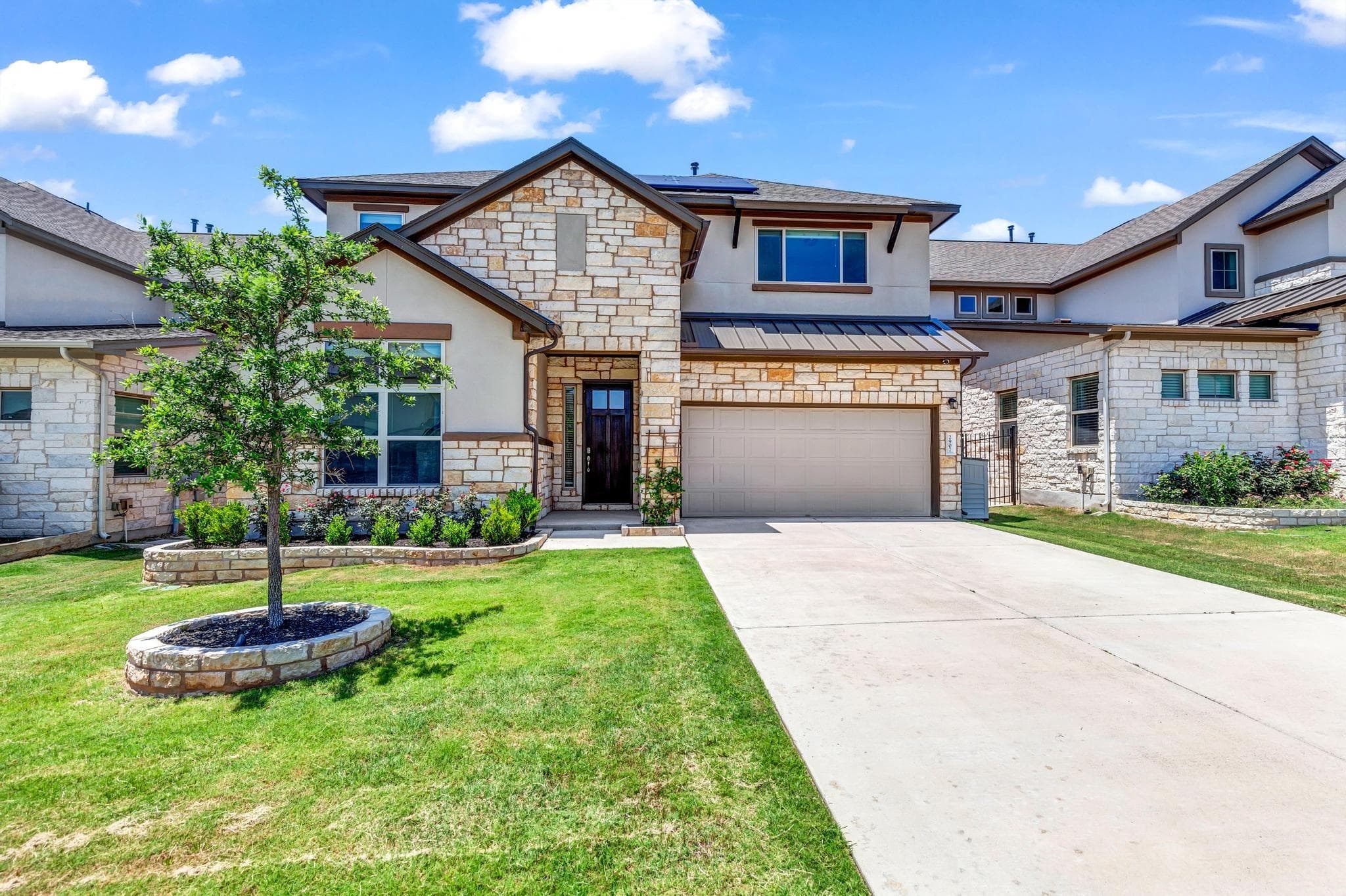 2907 Zelma Dr