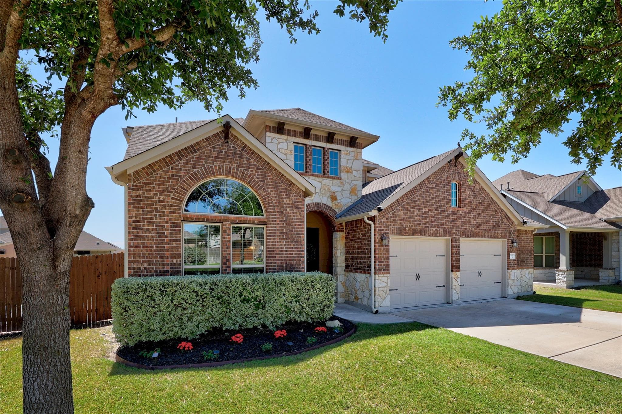 20709 SNOW BUNTING Ln