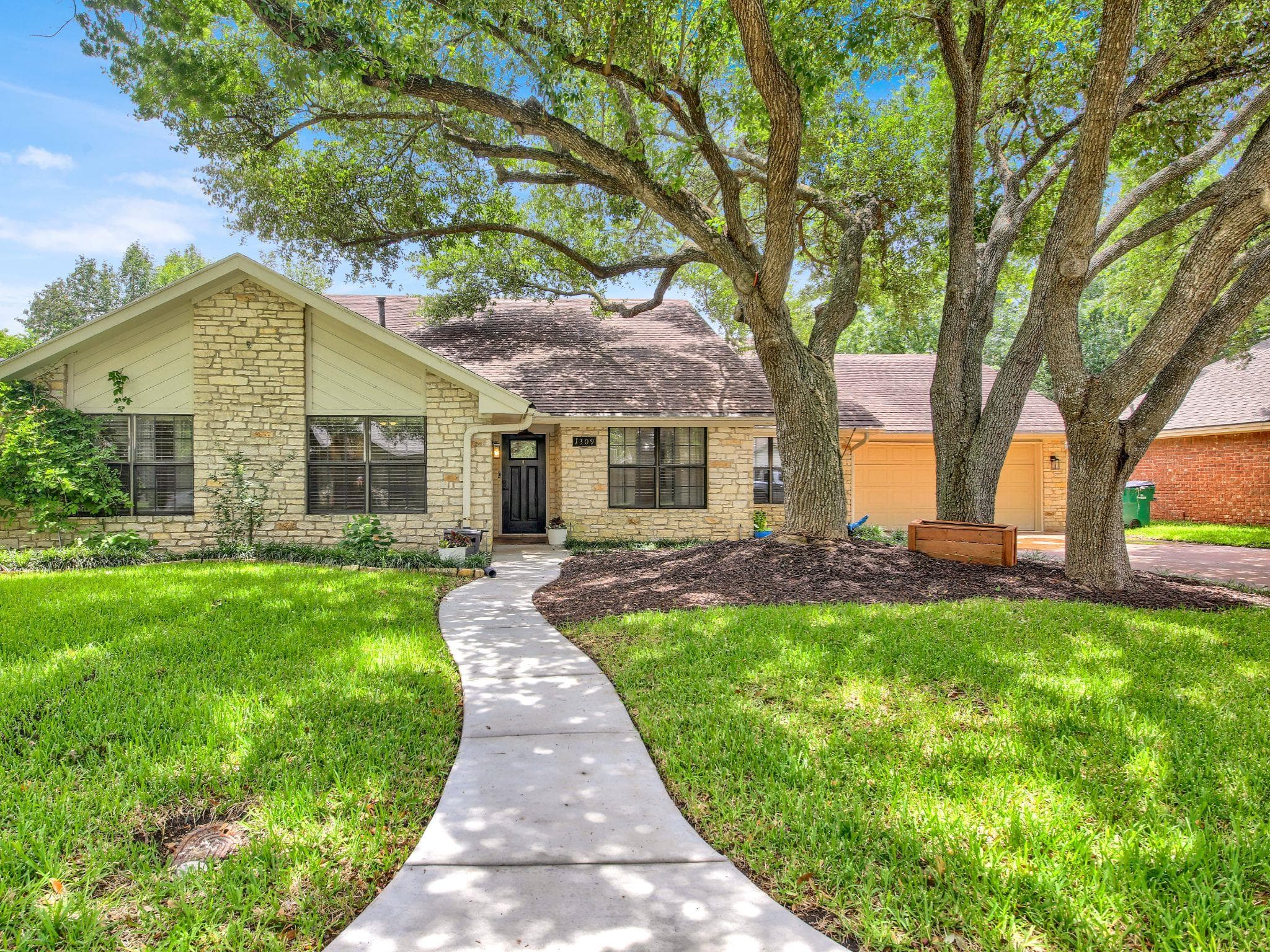 1309 Willow Brook Trl