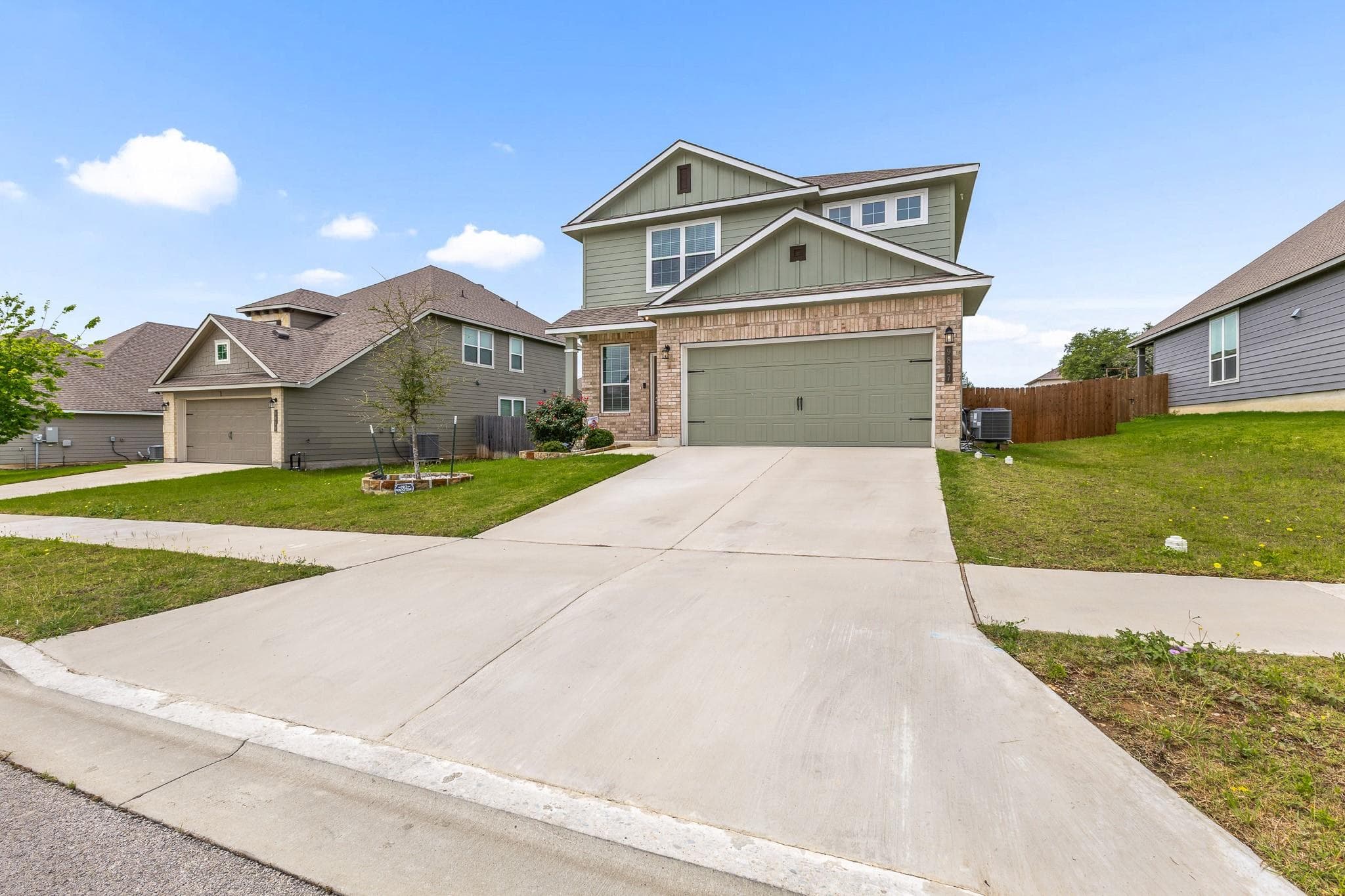 9817 Kensley Rose Dr