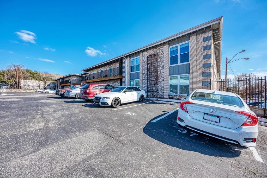 2401 Manor St Rd #118