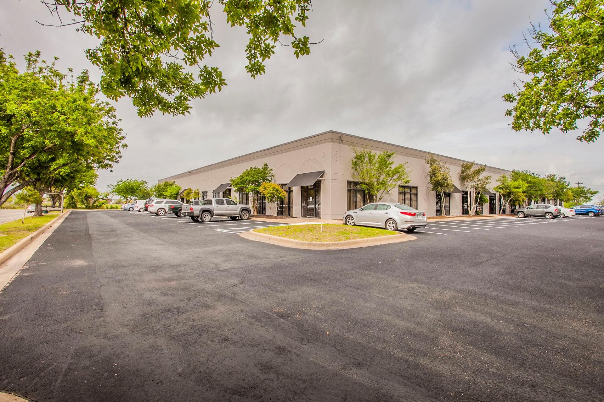 150 Settlement Dr #F&F1