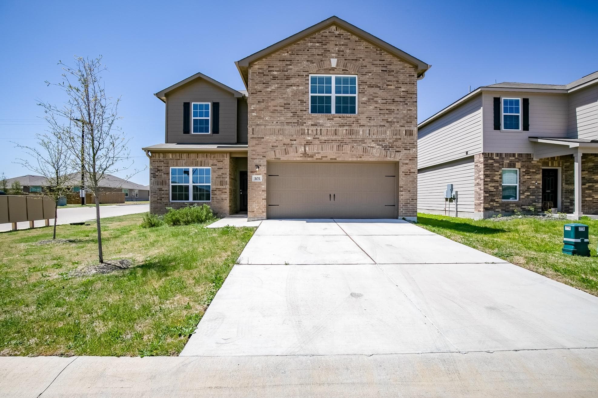 101 Hyacinth Way #1-L