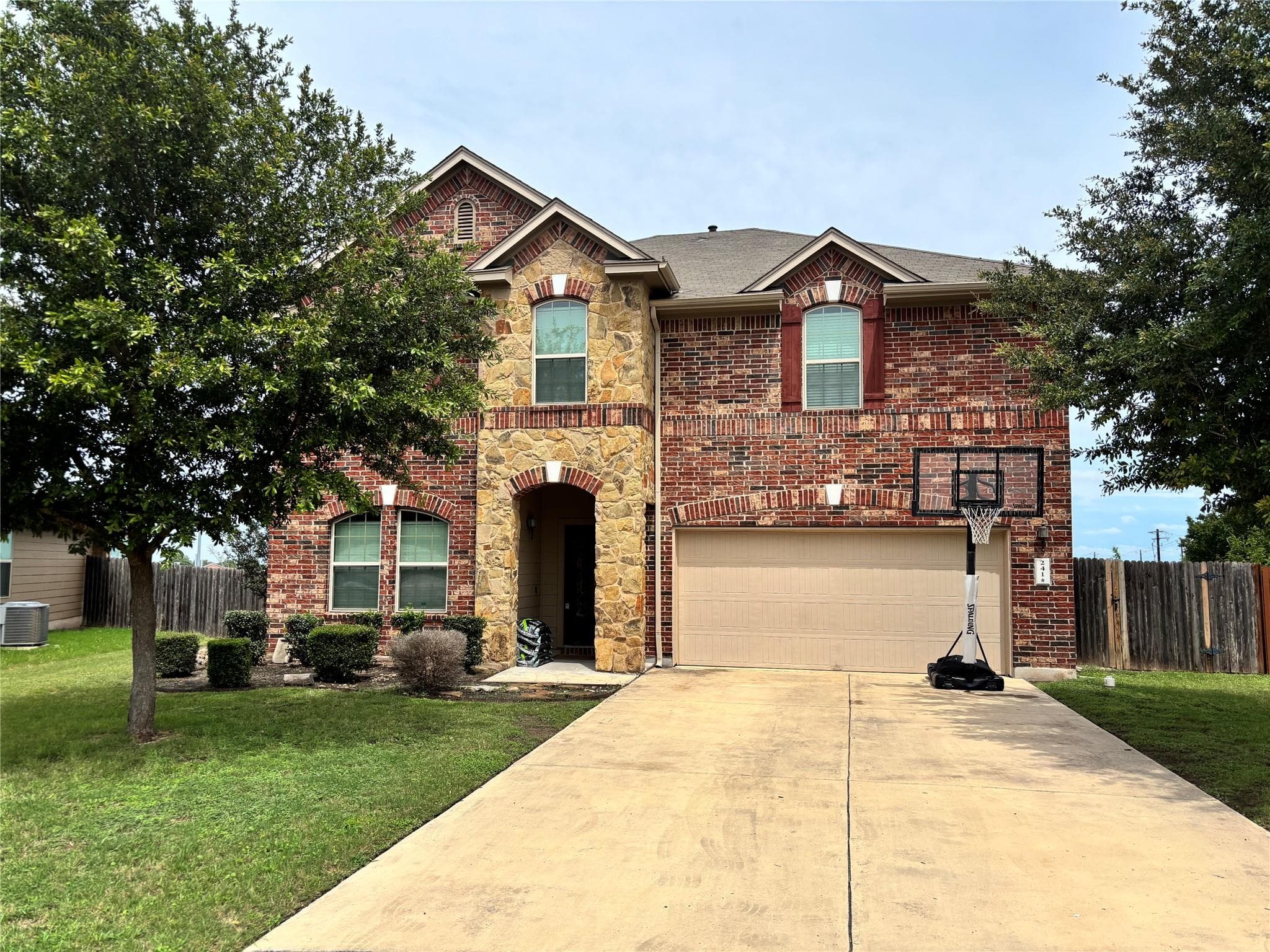 241 Silver Maple Dr