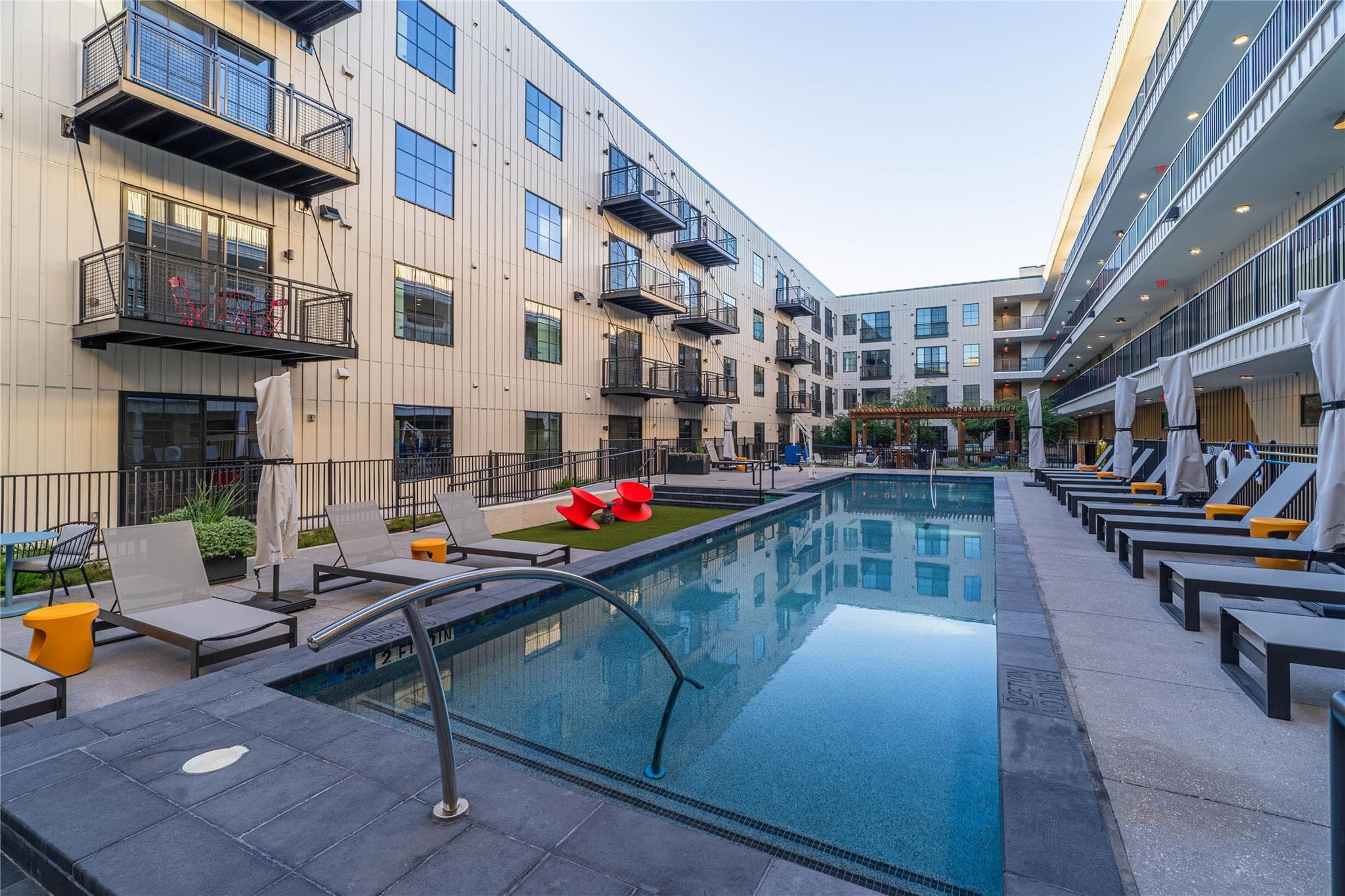 4315 S Congress Ave #208