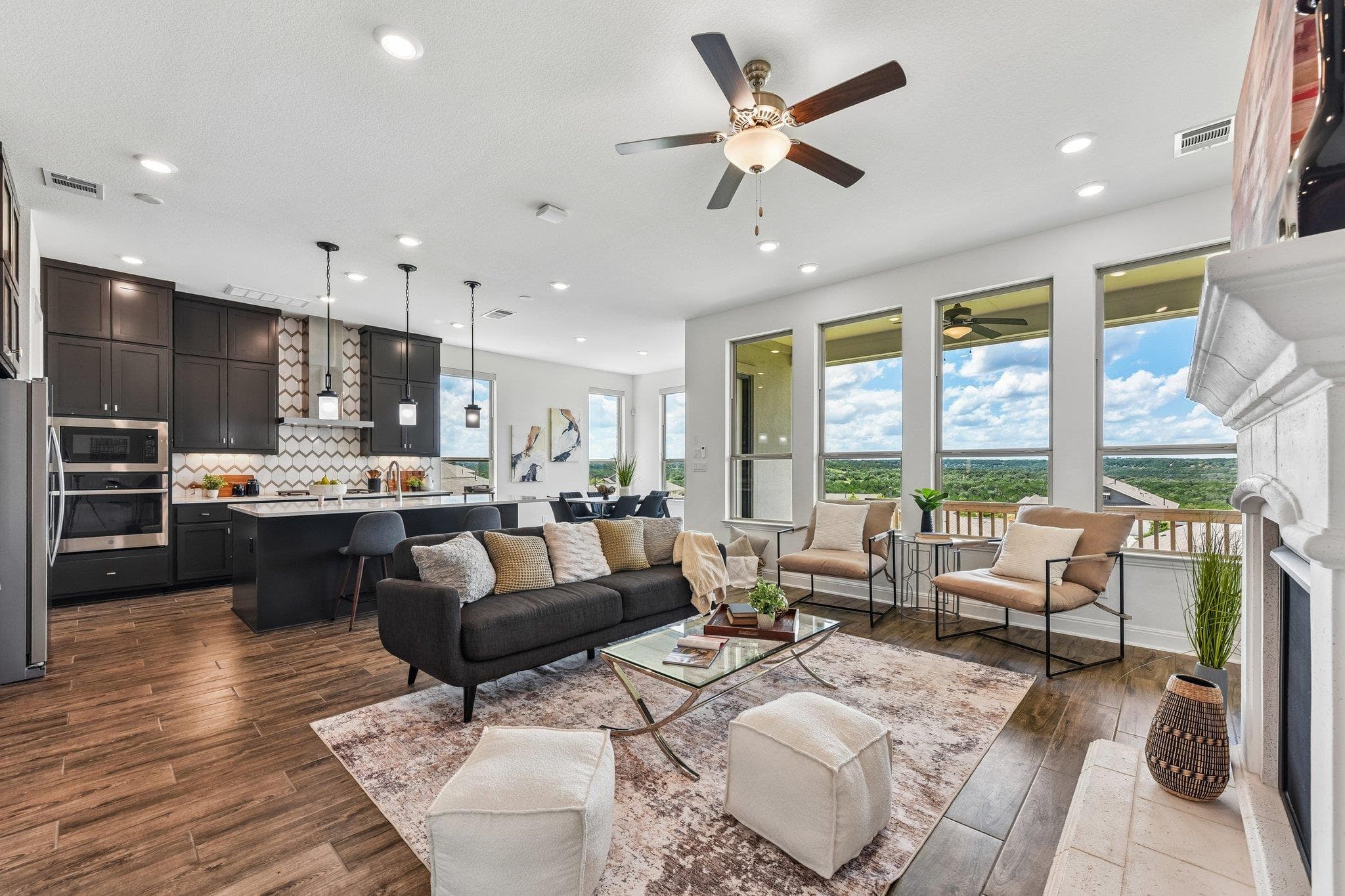 19113 Freeman Cir