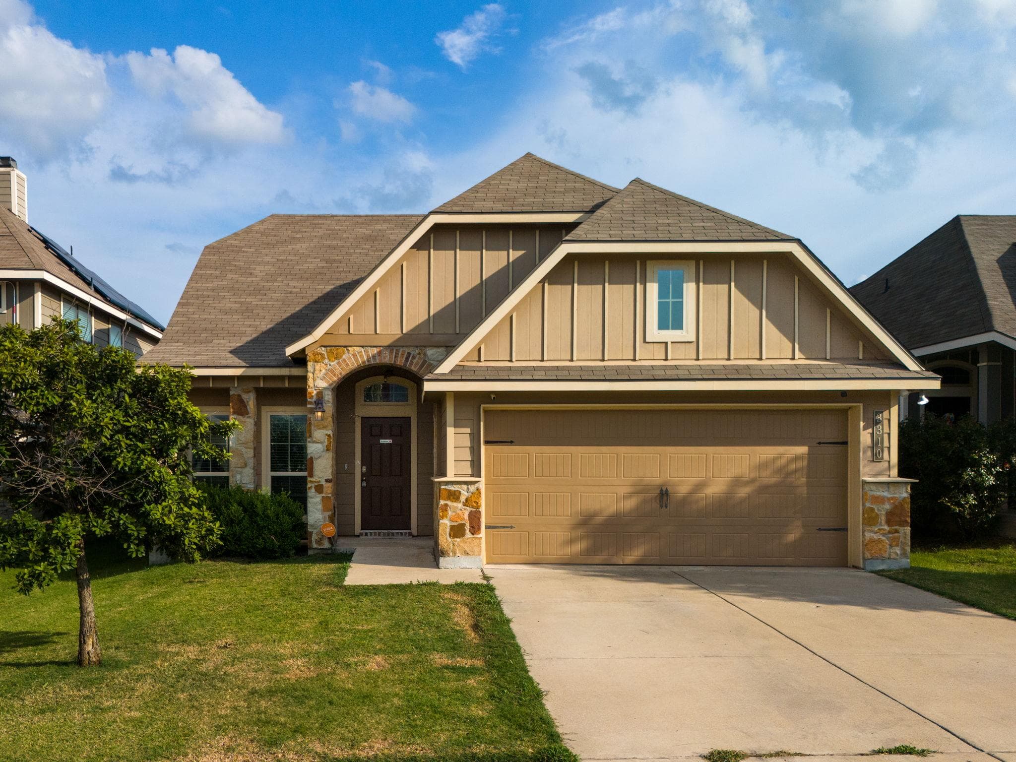 3310 Greyfriar Dr