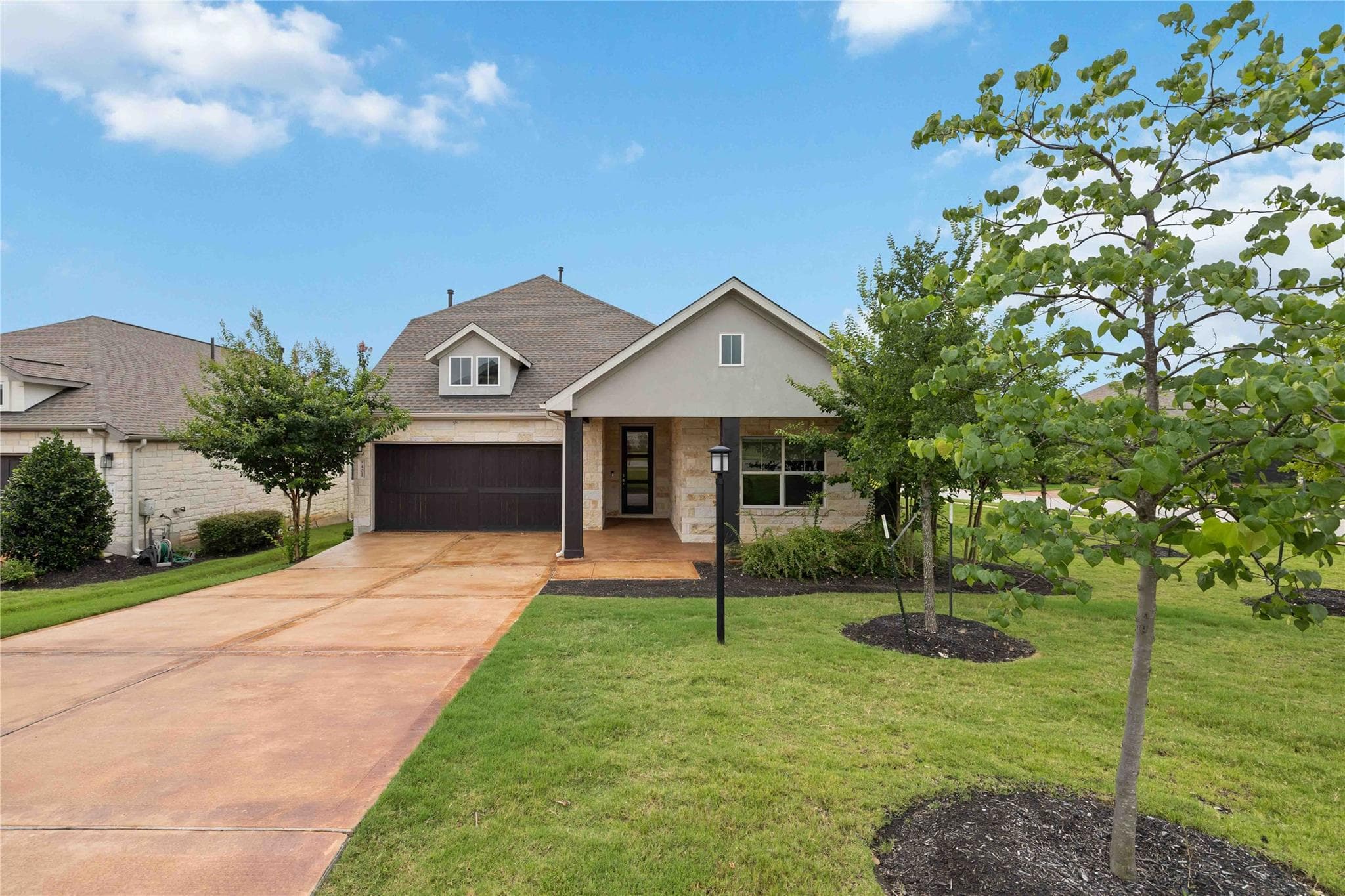 401 Sitlington Ln