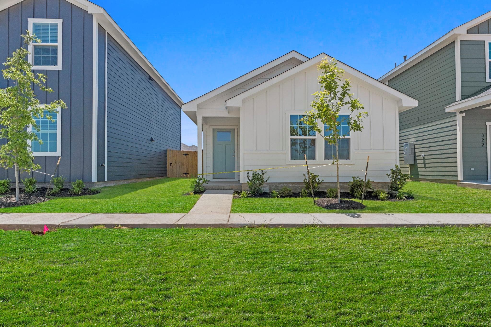 320 Nizao Ln