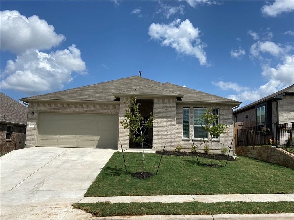 481 Leadtree Loop