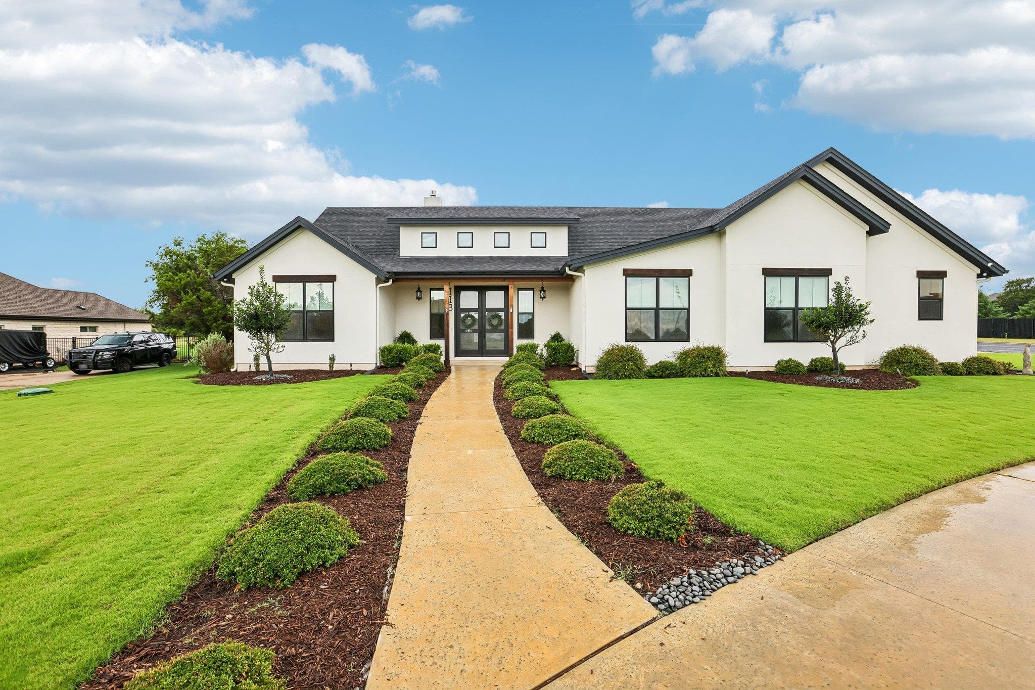 113 Crystal Ln