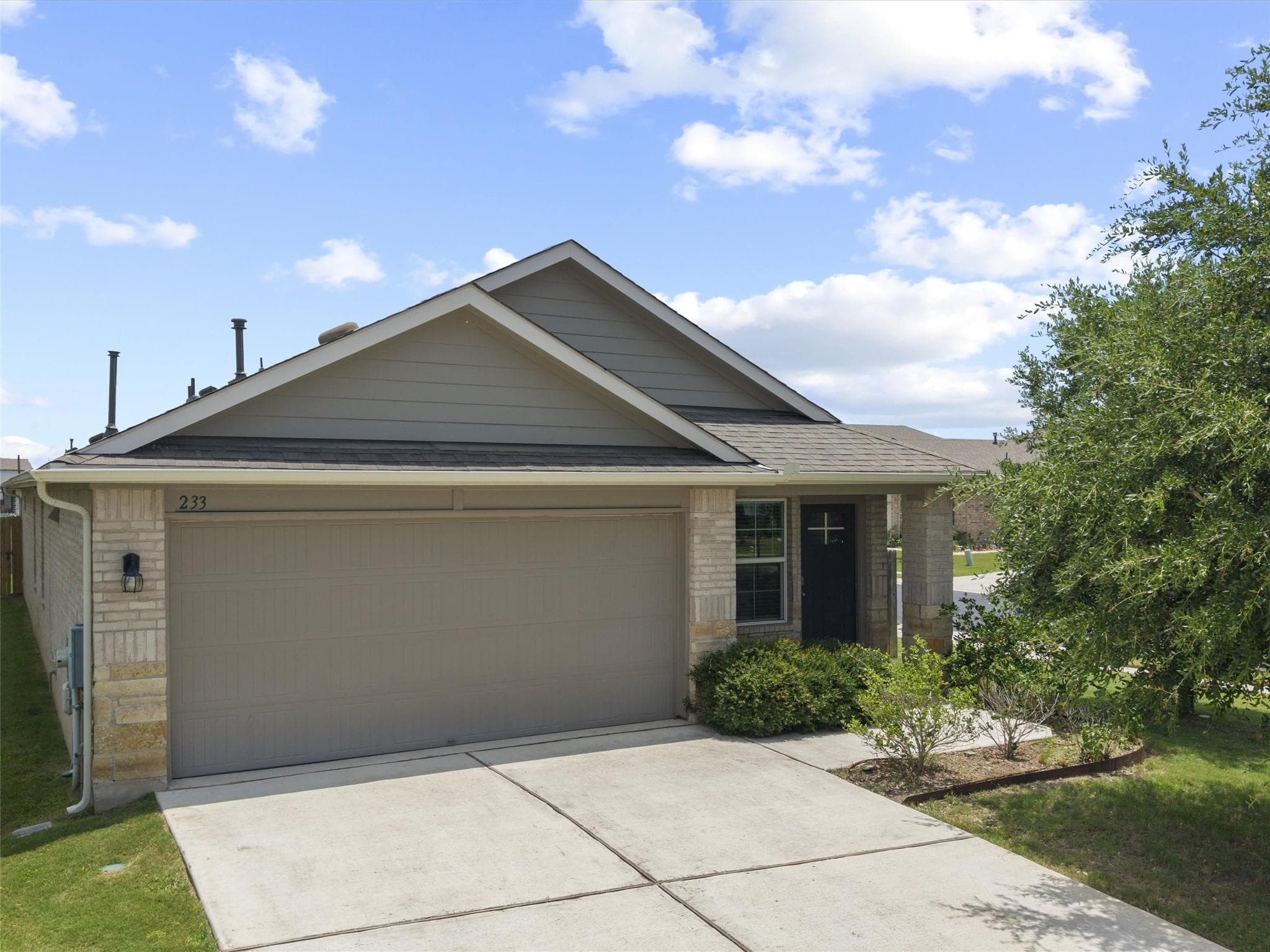 233 Baron Creek Trl