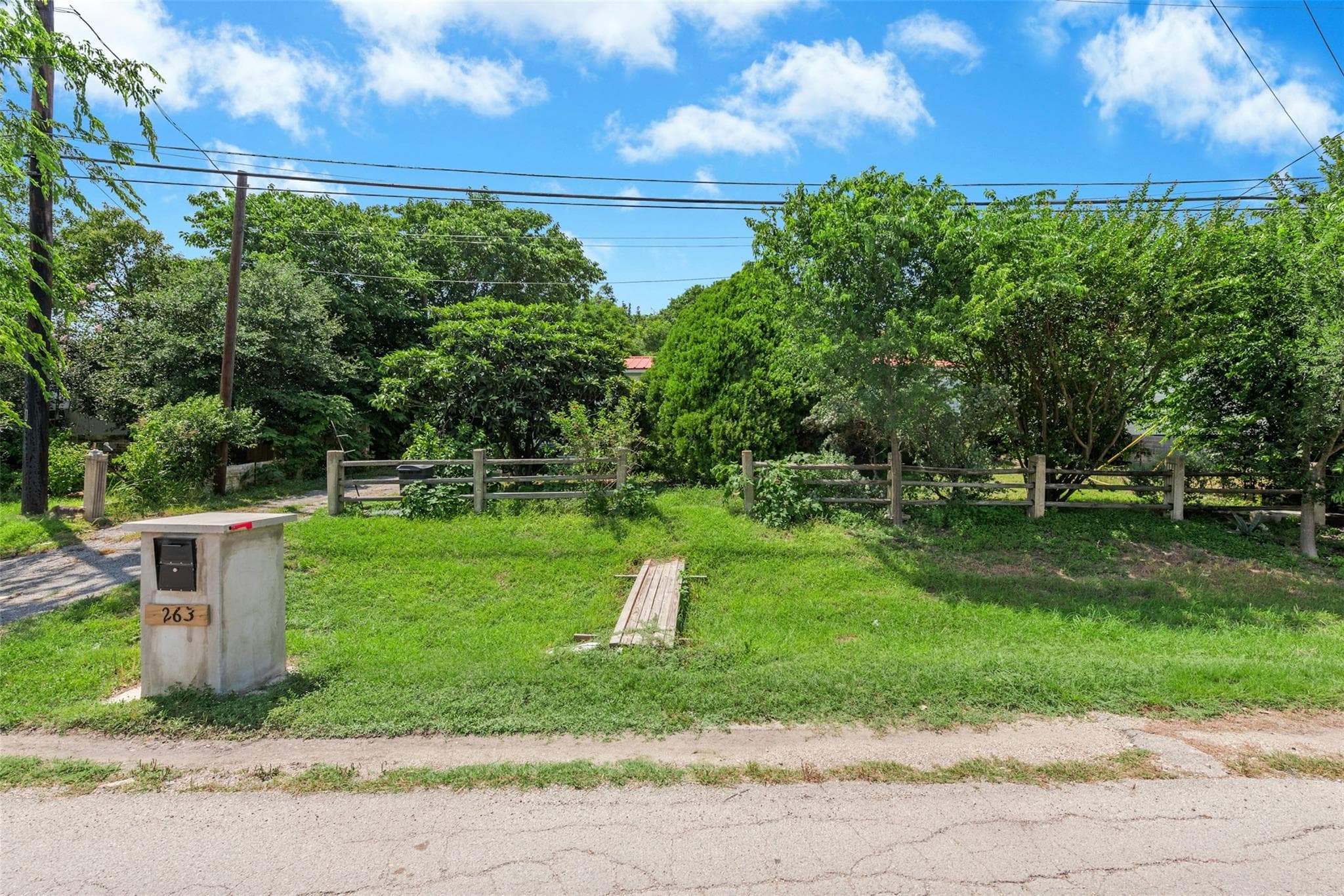 263 Railyard Dr