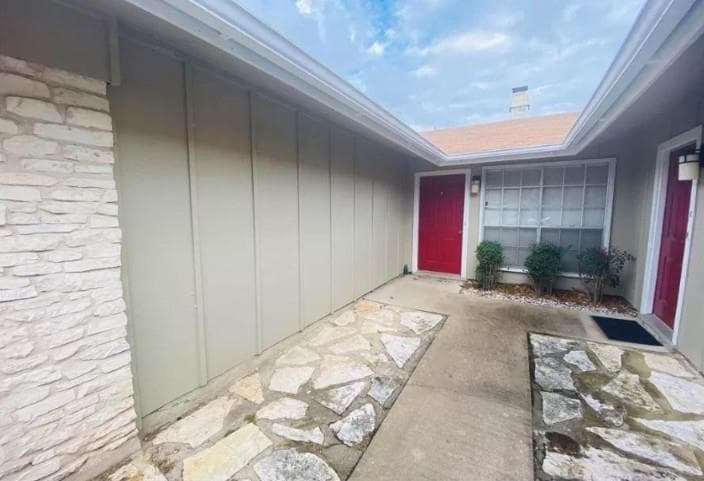 12317 Willow Wild Dr #B