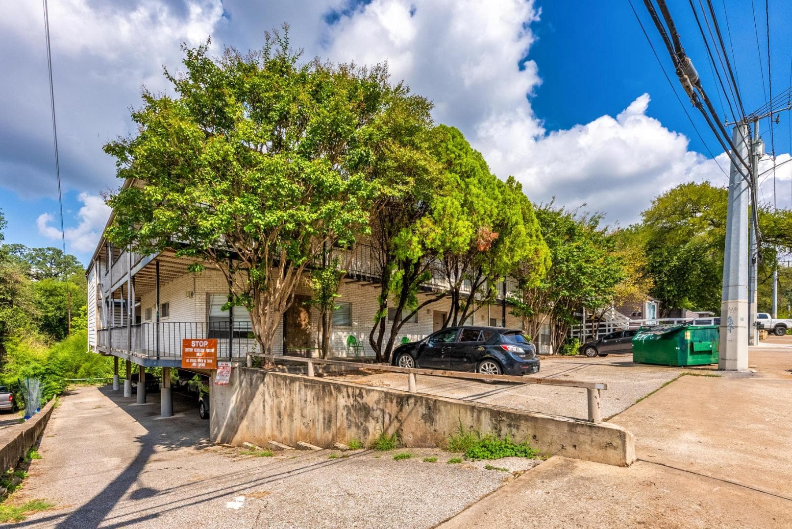 710 E Dean Keeton St #207