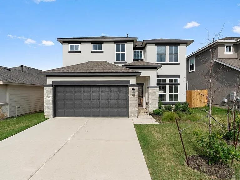 145 Comet Pointe Dr