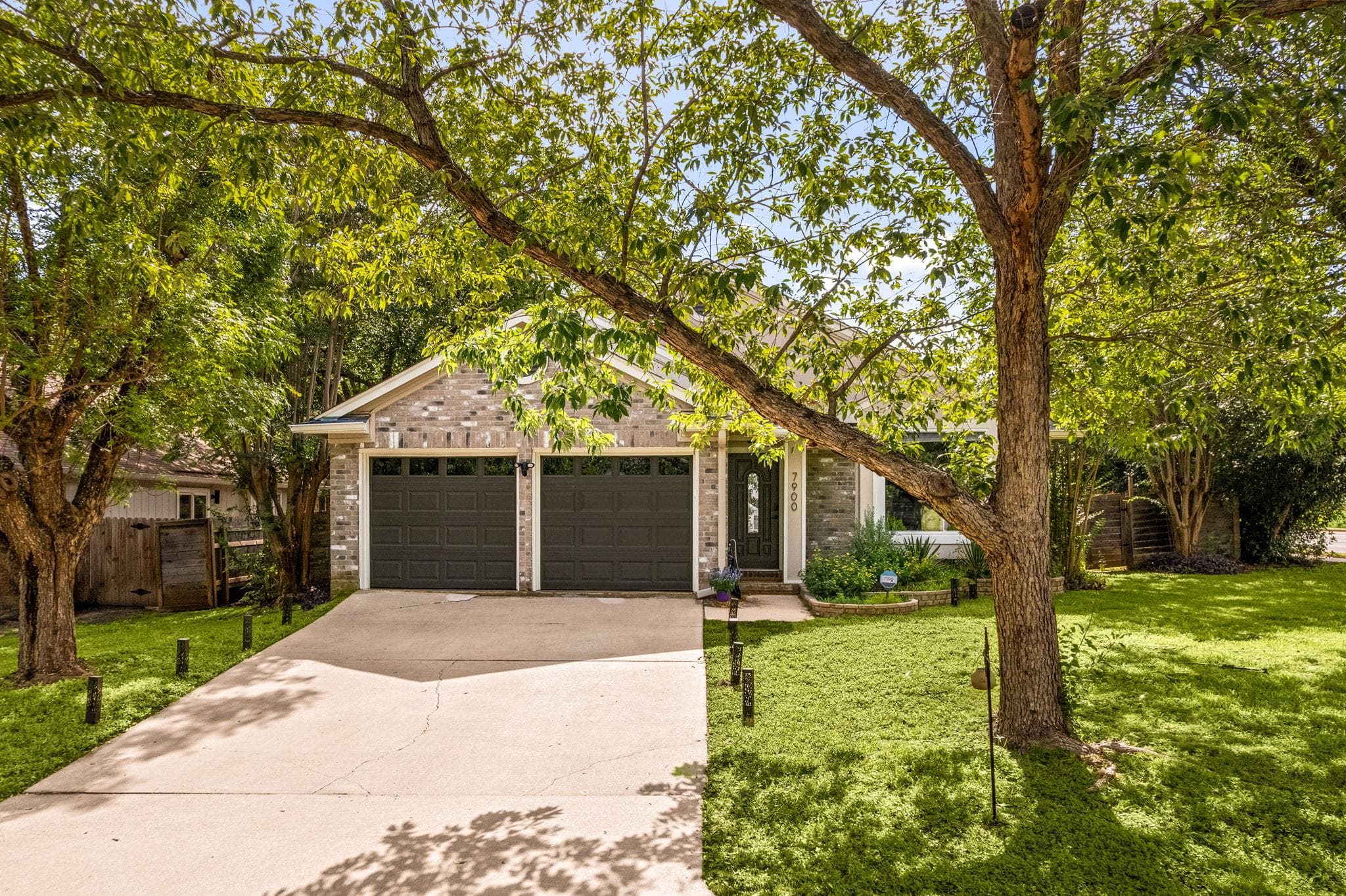 7900 Finch Trl
