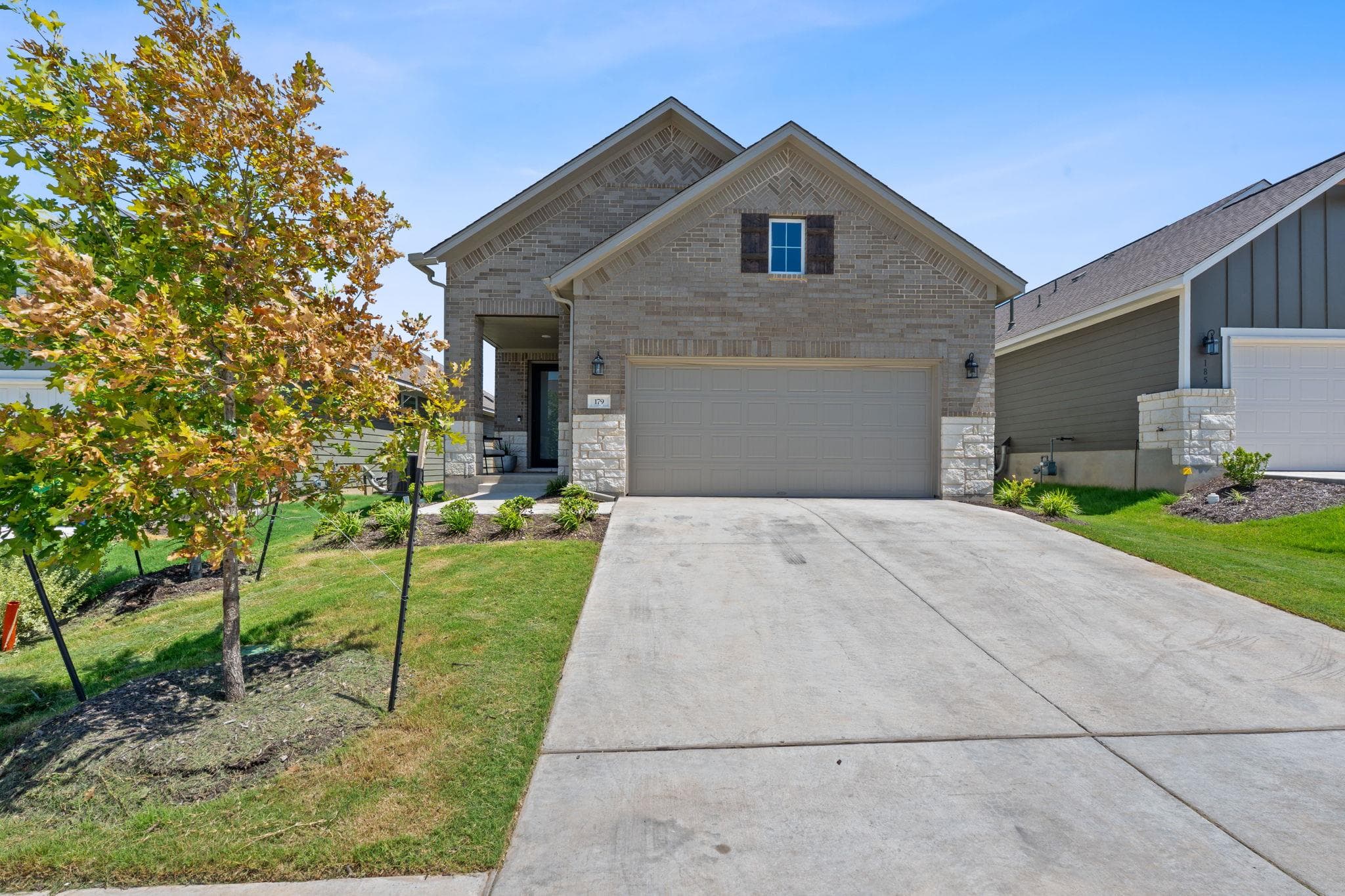 179 Kings Canyon Dr