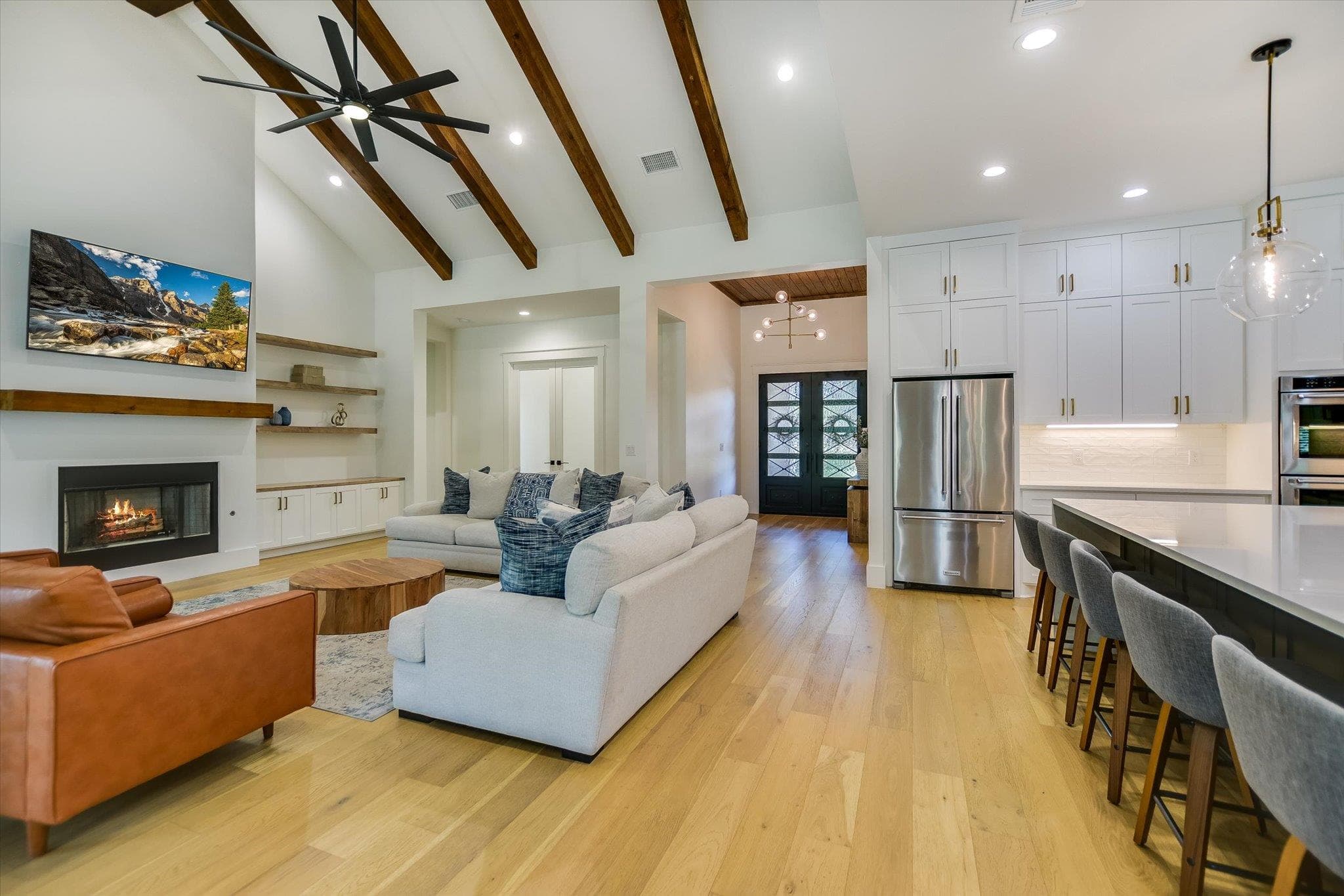 400 Creekside Dr