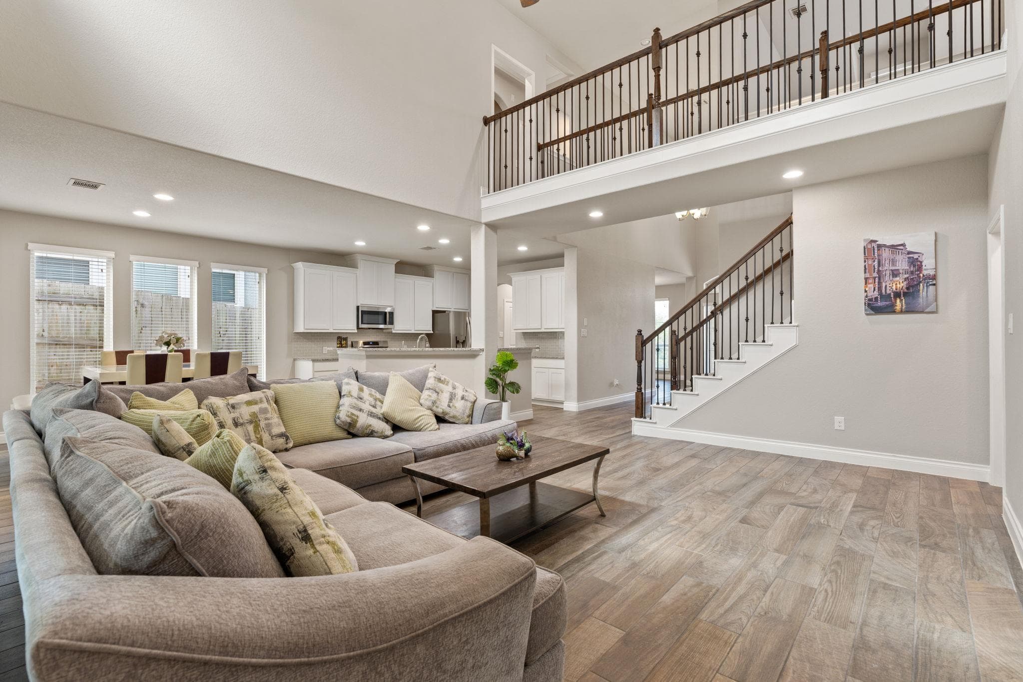180 Santa Maria St